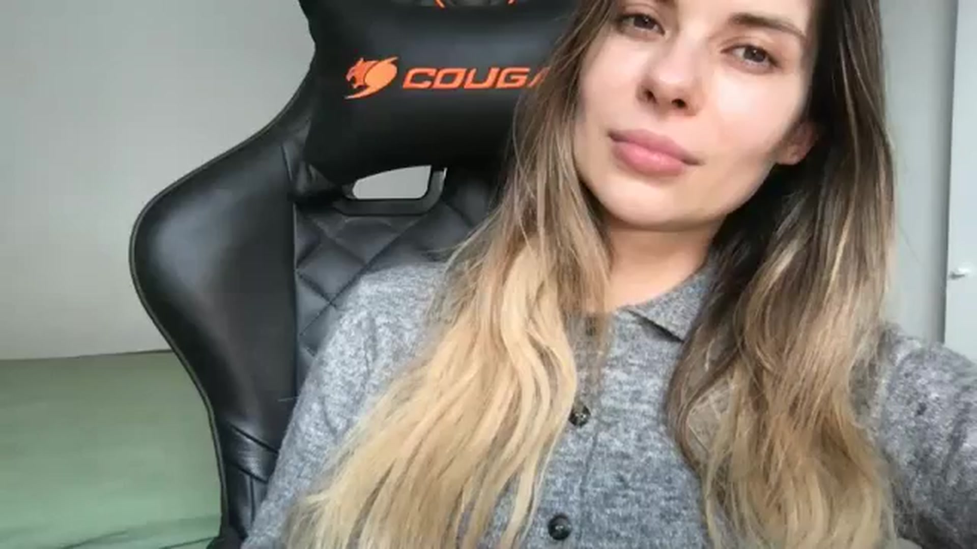 Gallery image thumbnail from neverinmylife's myfreecams stream on, 04/10/2026, 14:25 image 2 of 20
