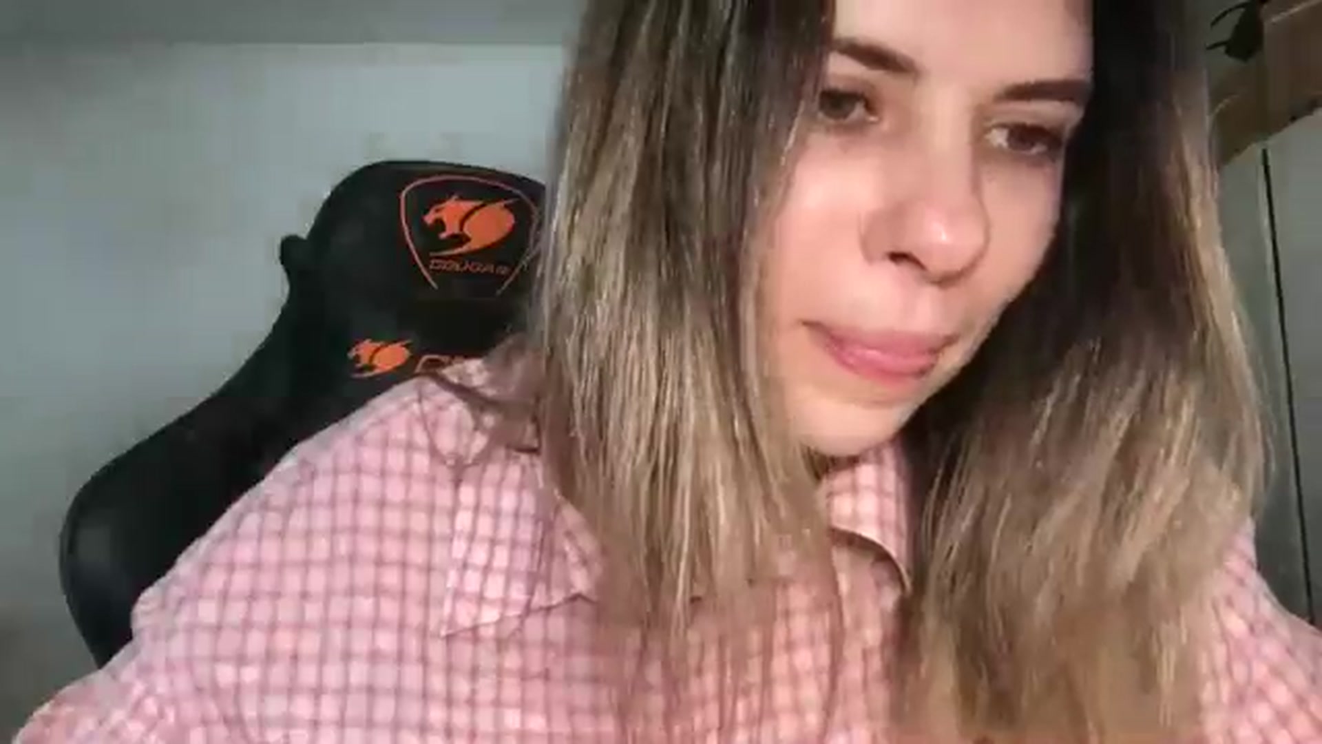 Gallery image thumbnail from neverinmylife's myfreecams stream on, 04/11/2026, 16:19 image 4 of 20