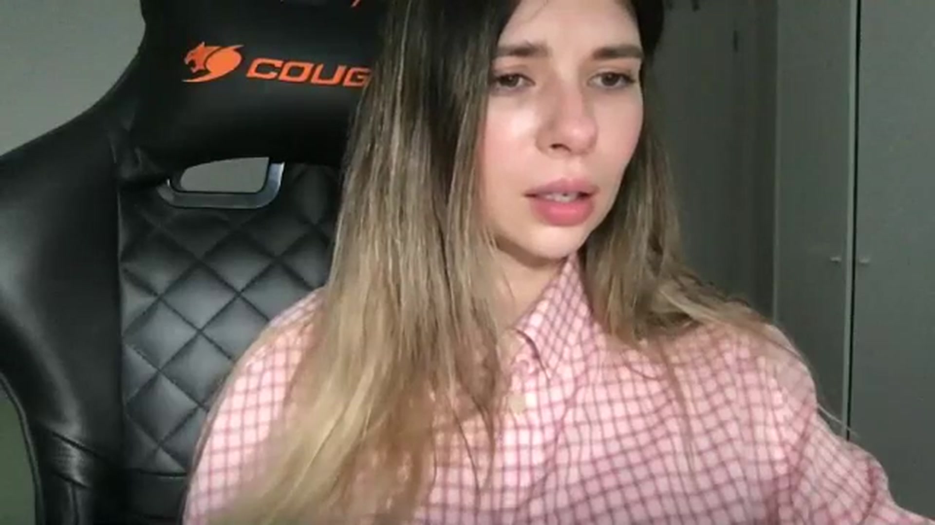 Gallery image thumbnail from neverinmylife's myfreecams stream on, 04/13/2026, 13:16 image 17 of 20
