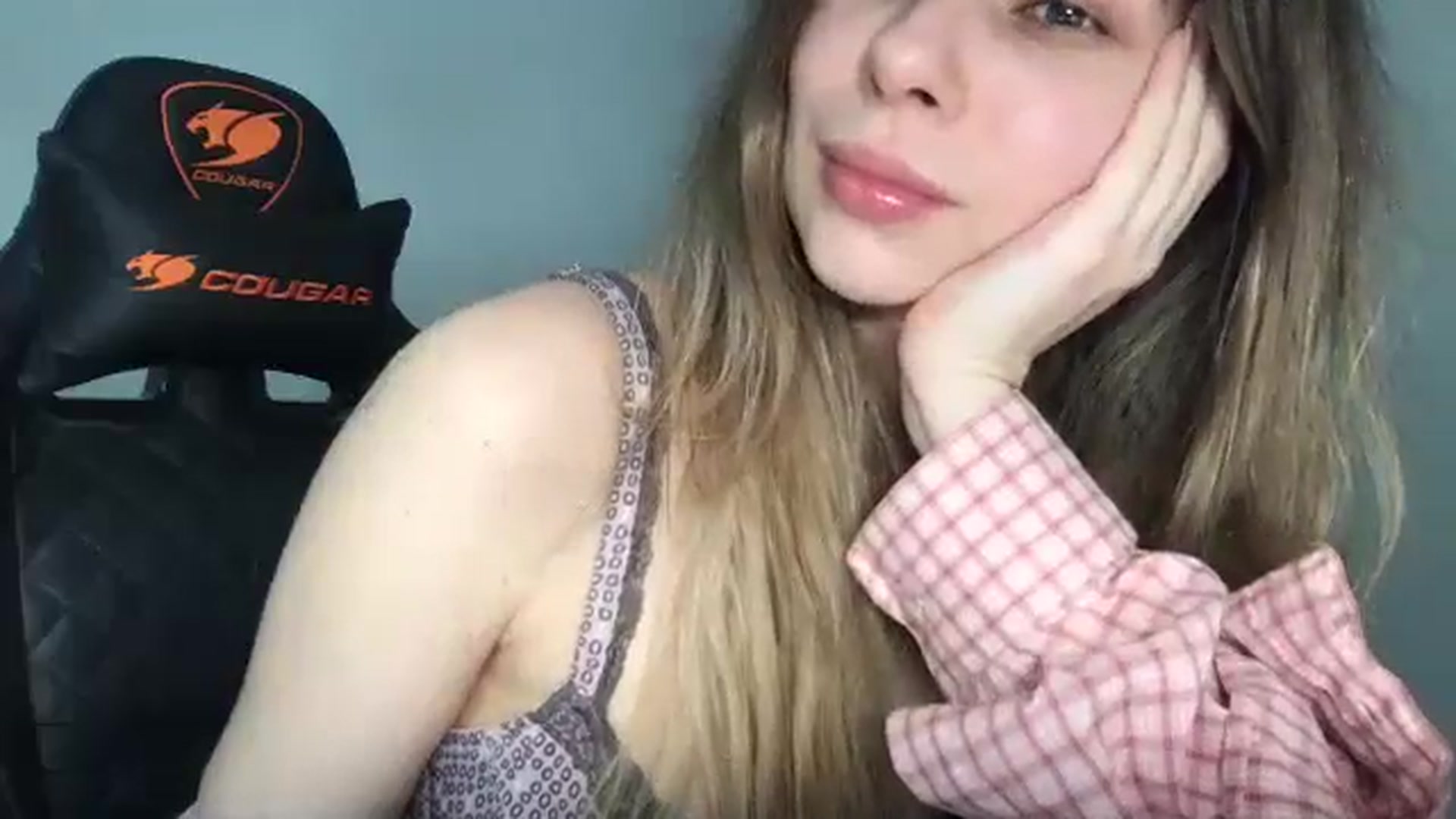 Gallery image thumbnail from neverinmylife's myfreecams stream on, 04/16/2026, 13:22 image 6 of 20
