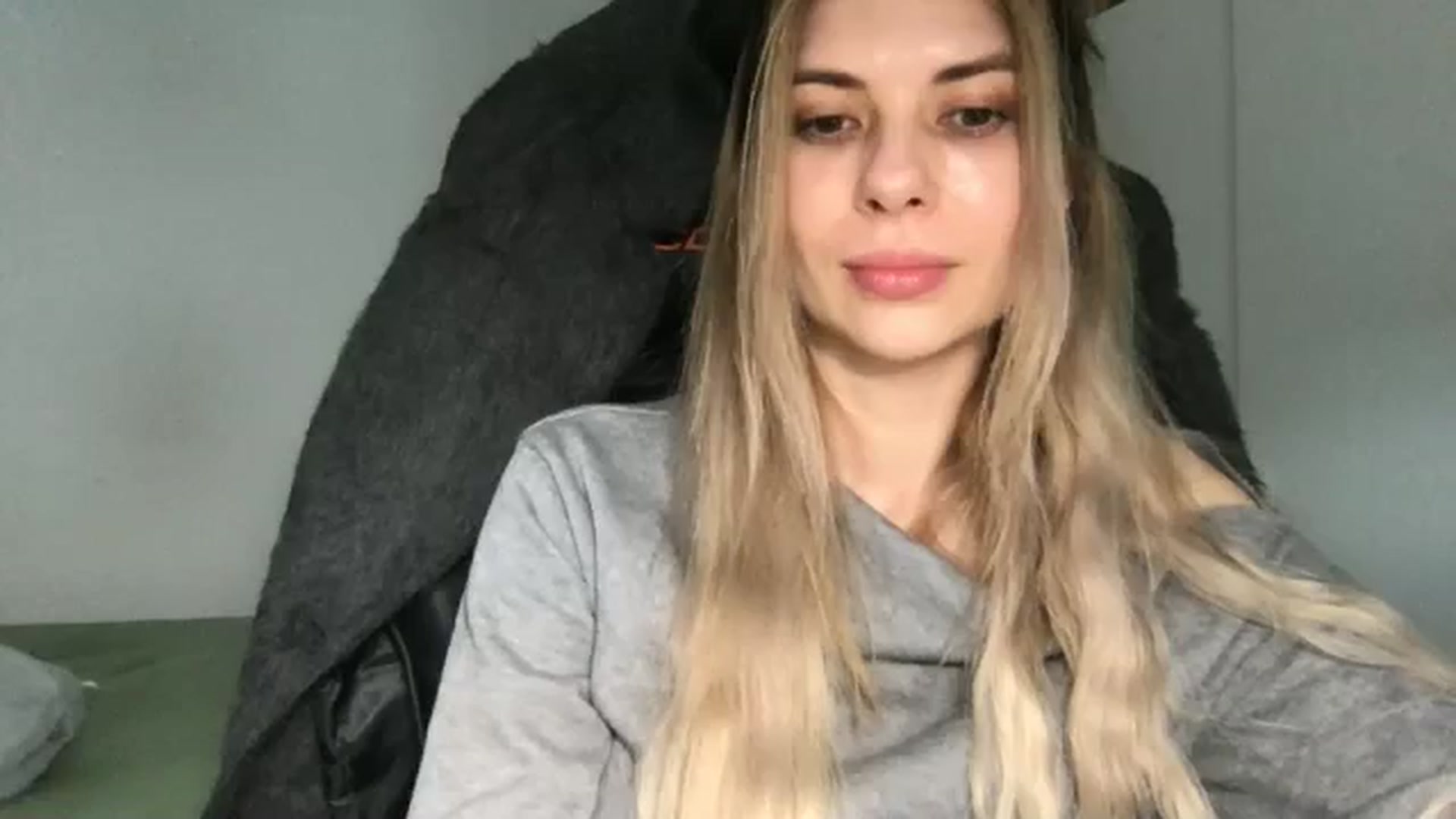 Gallery image thumbnail from neverinmylife's myfreecams stream on, 04/20/2026, 13:39 image 2 of 20
