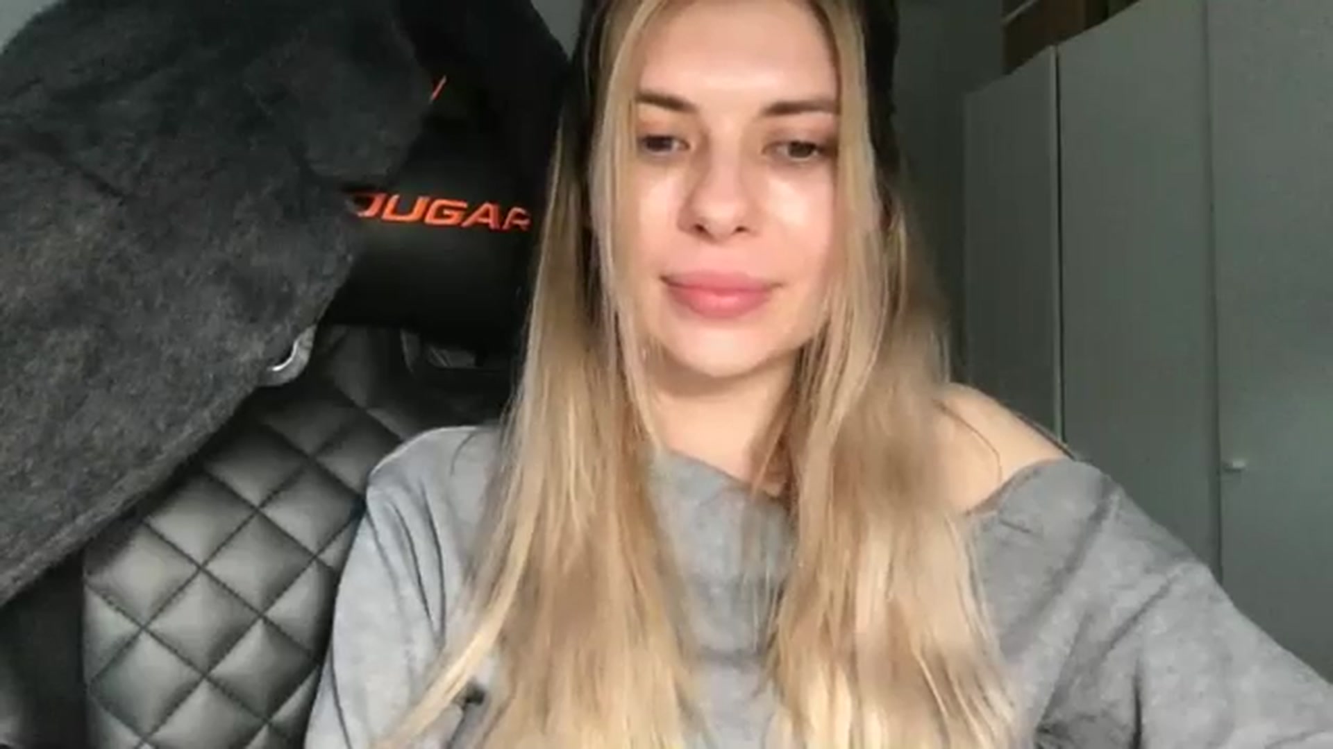Gallery image thumbnail from neverinmylife's myfreecams stream on, 04/20/2026, 16:45 image 6 of 20