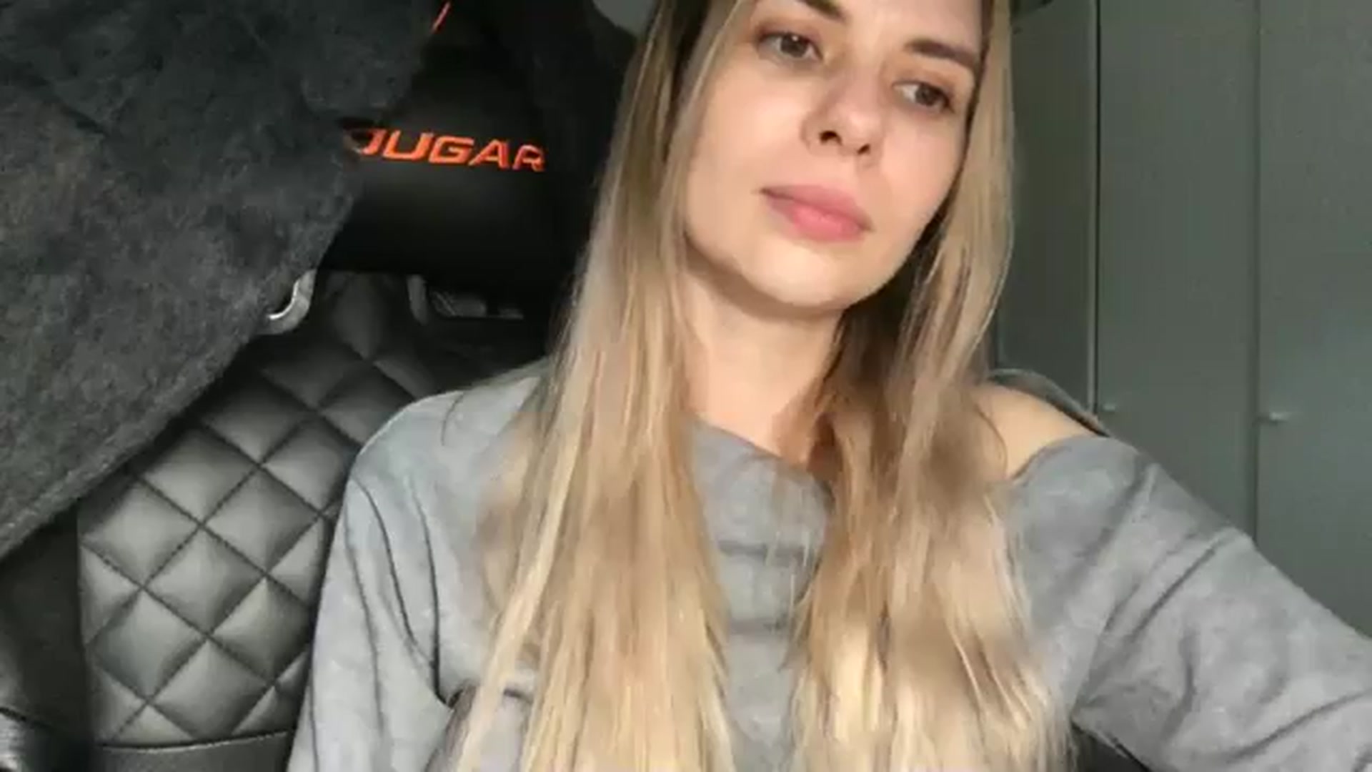 Gallery image thumbnail from neverinmylife's myfreecams stream on, 04/20/2026, 16:45 image 7 of 20