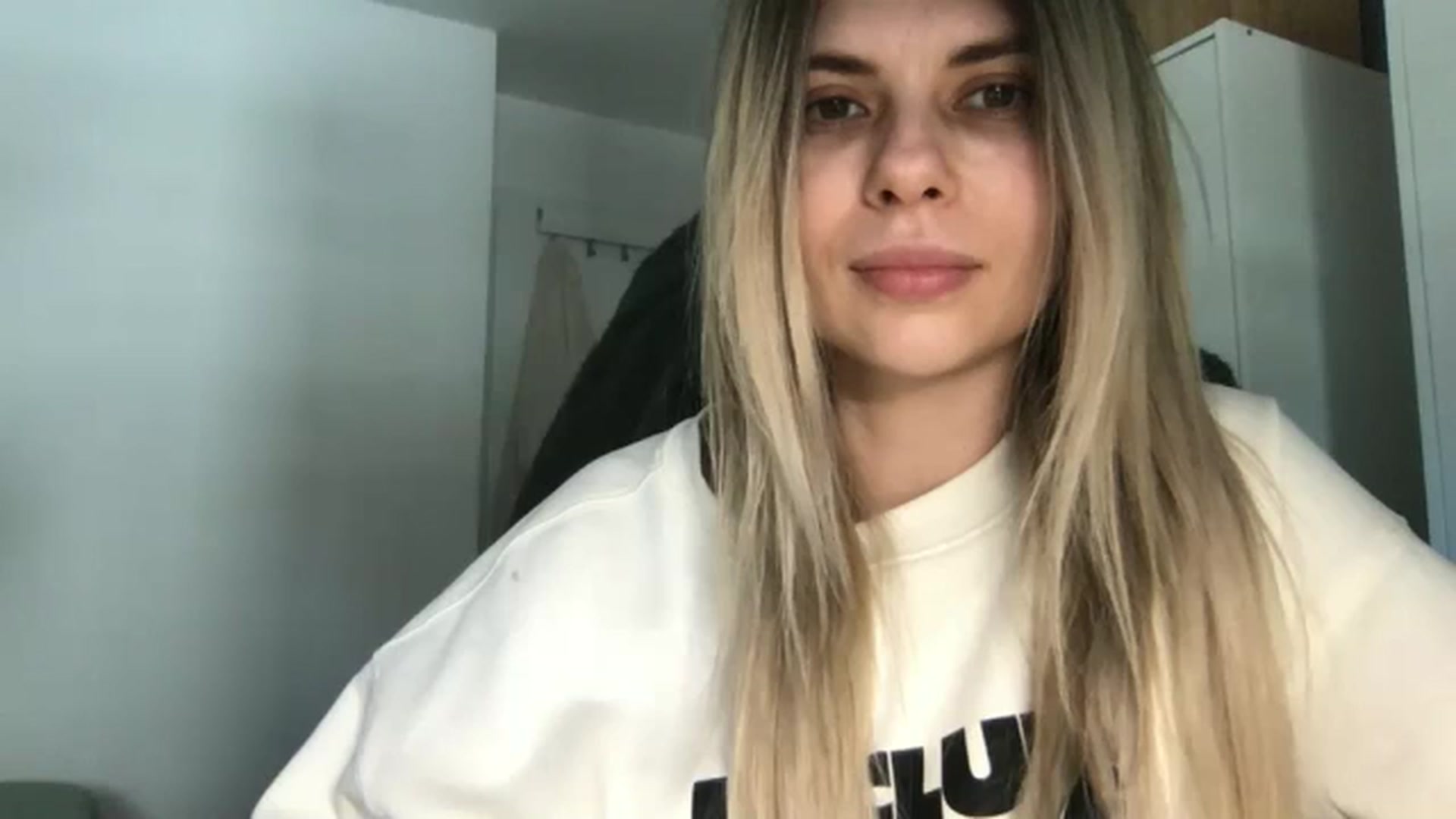 Gallery image thumbnail from neverinmylife's myfreecams stream on, 04/24/2026, 13:34 image 4 of 20