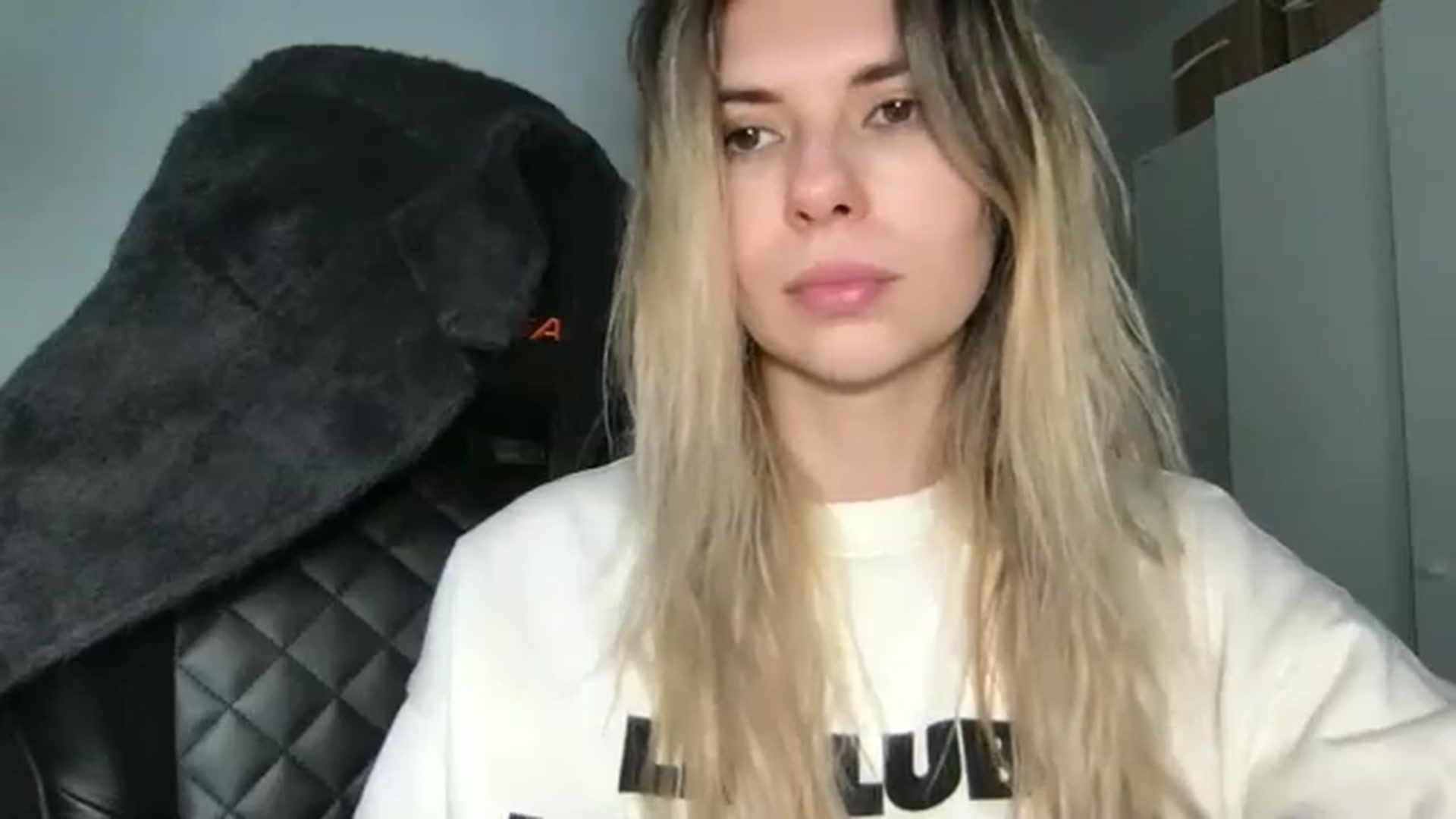 Gallery image thumbnail from neverinmylife's myfreecams stream on, 04/26/2026, 13:57 image 5 of 20