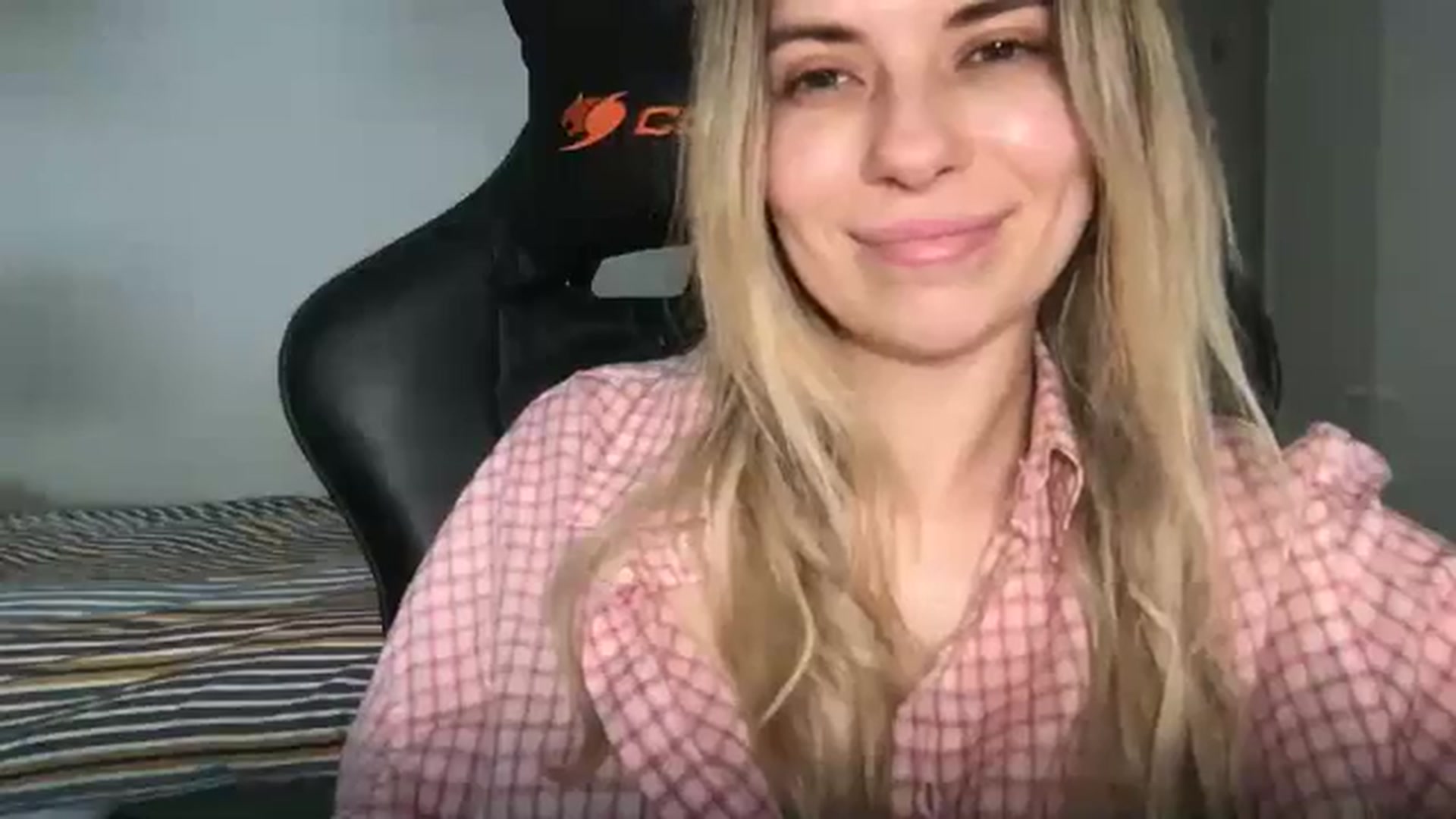 Gallery image thumbnail from neverinmylife's myfreecams stream on, 05/02/2026, 13:57 image 13 of 20