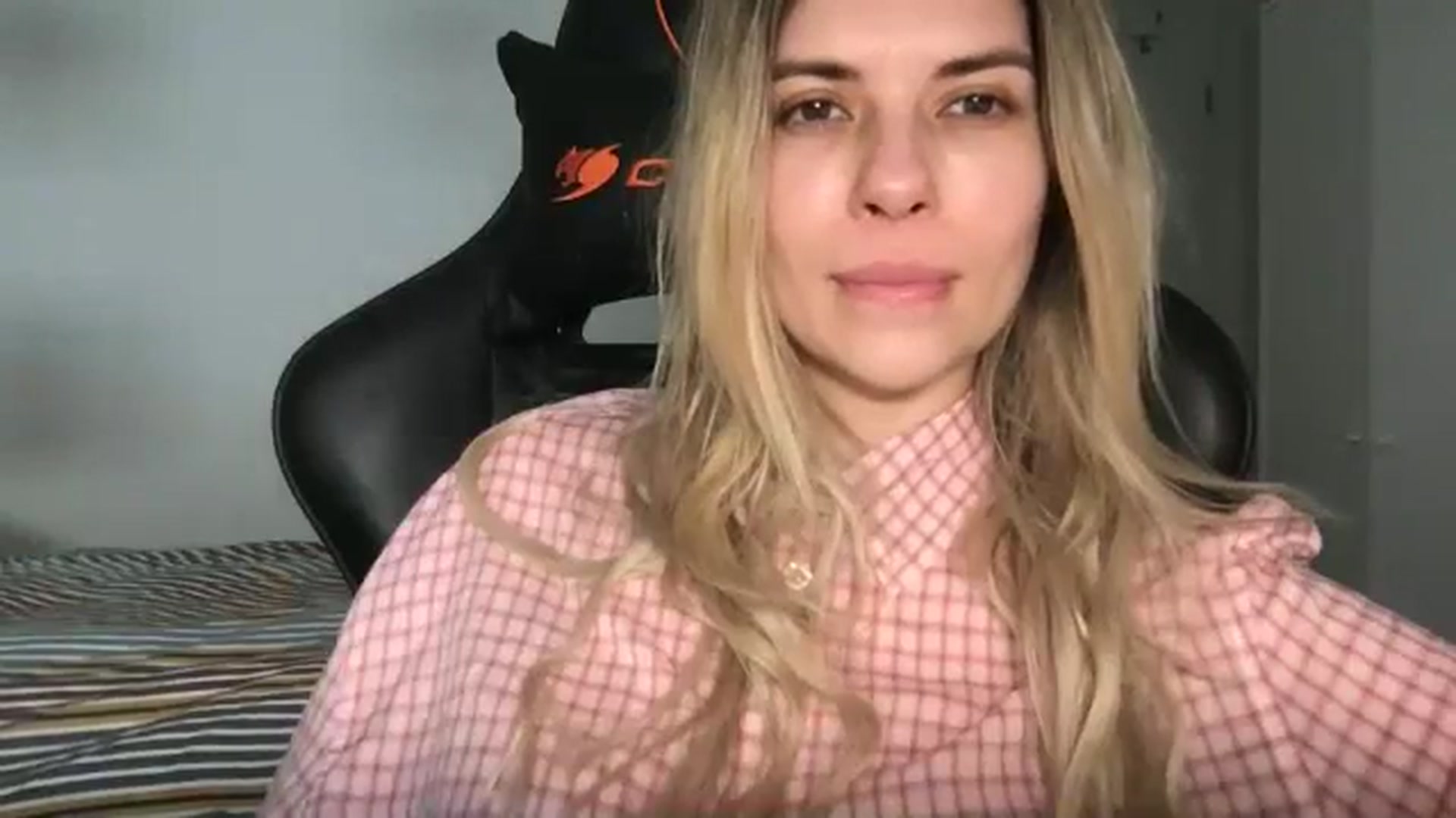 Gallery image thumbnail from neverinmylife's myfreecams stream on, 05/02/2026, 13:57 image 2 of 20