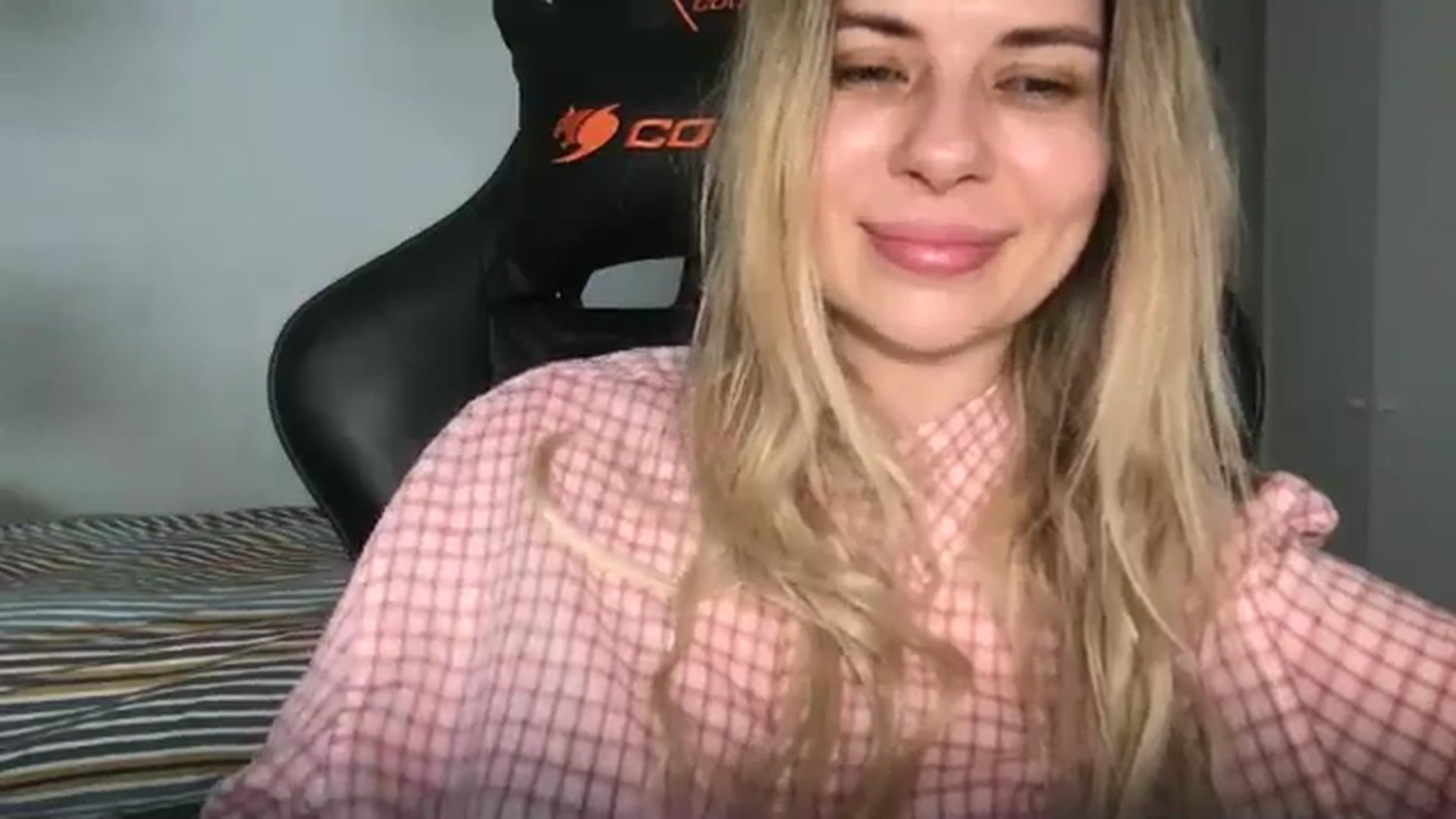 Gallery image thumbnail from neverinmylife's myfreecams stream on, 05/02/2026, 13:57 image 3 of 20