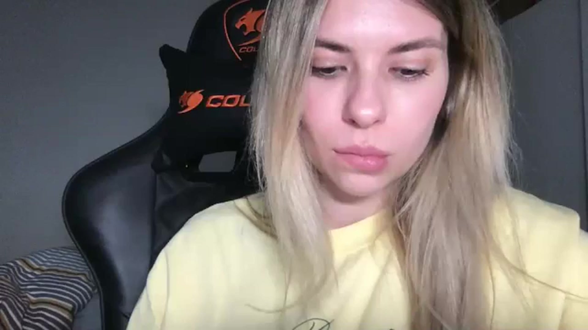 Gallery image thumbnail from neverinmylife's myfreecams stream on, 05/04/2026, 13:15 image 19 of 20