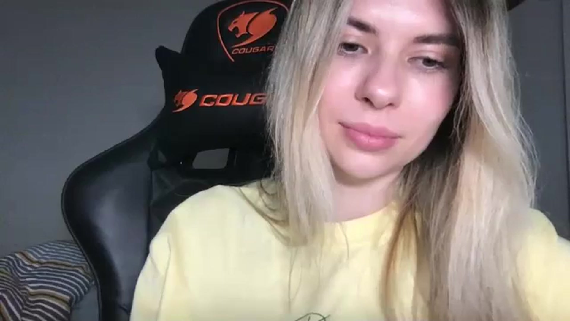 Gallery image thumbnail from neverinmylife's myfreecams stream on, 05/04/2026, 13:15 image 17 of 20