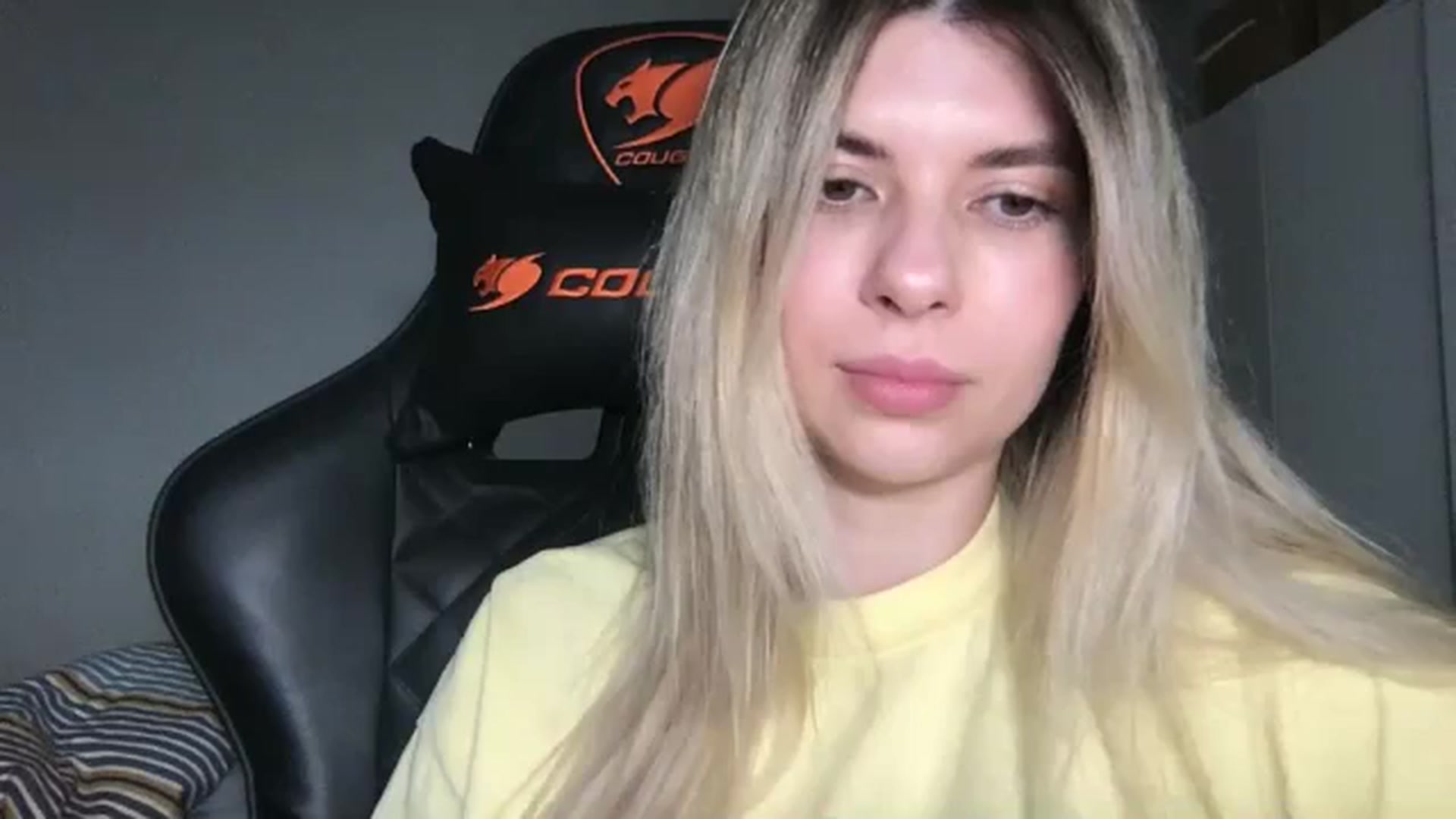 Gallery image thumbnail from neverinmylife's myfreecams stream on, 05/04/2026, 13:15 image 8 of 20