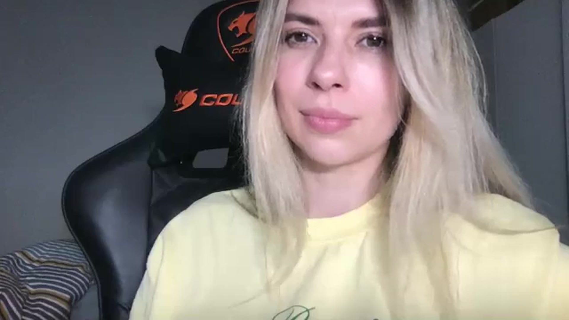 Gallery image thumbnail from neverinmylife's myfreecams stream on, 05/04/2026, 13:15 image 18 of 20