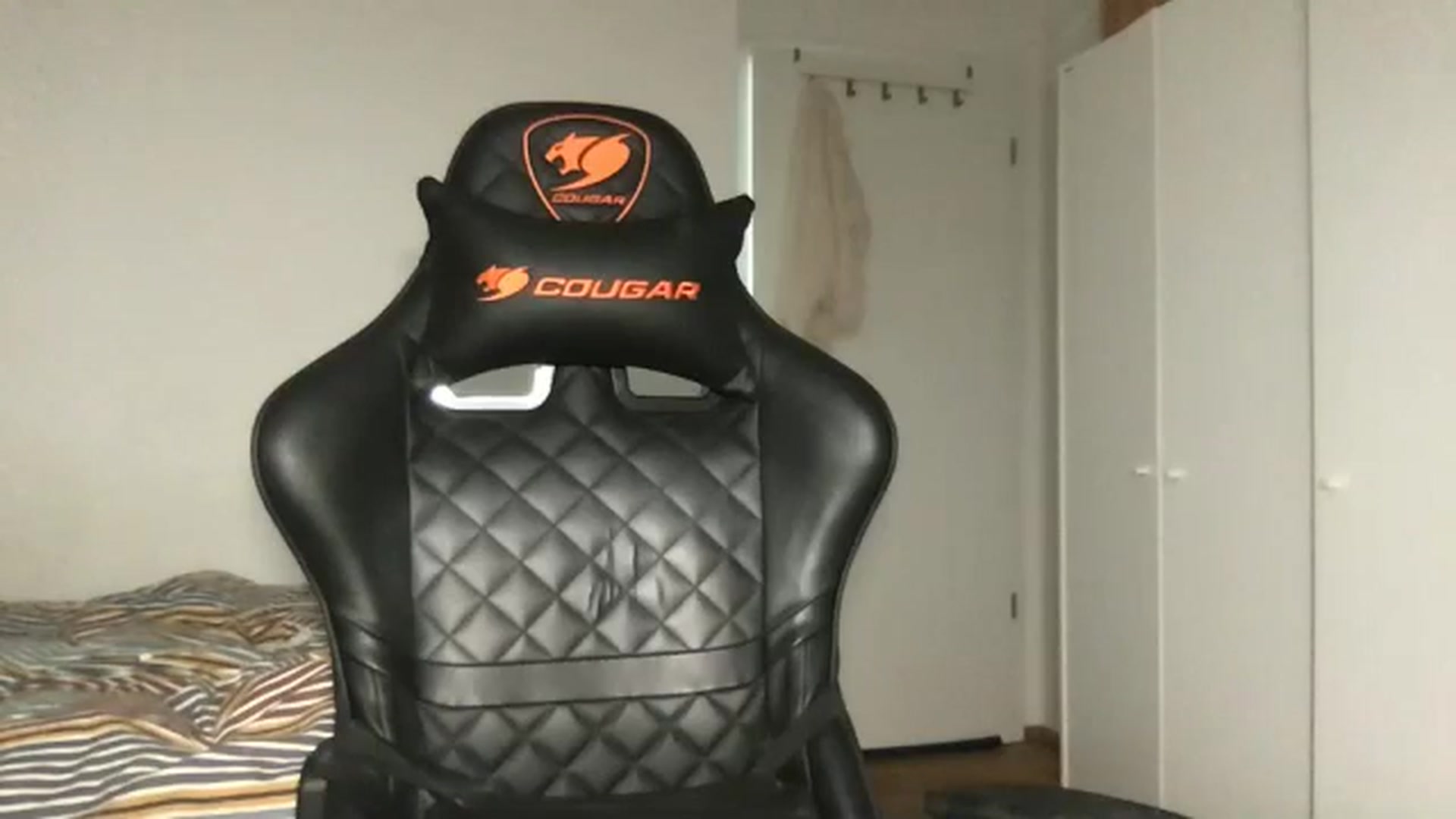 Gallery image thumbnail from neverinmylife's myfreecams stream on, 05/05/2026, 09:52 image 13 of 20