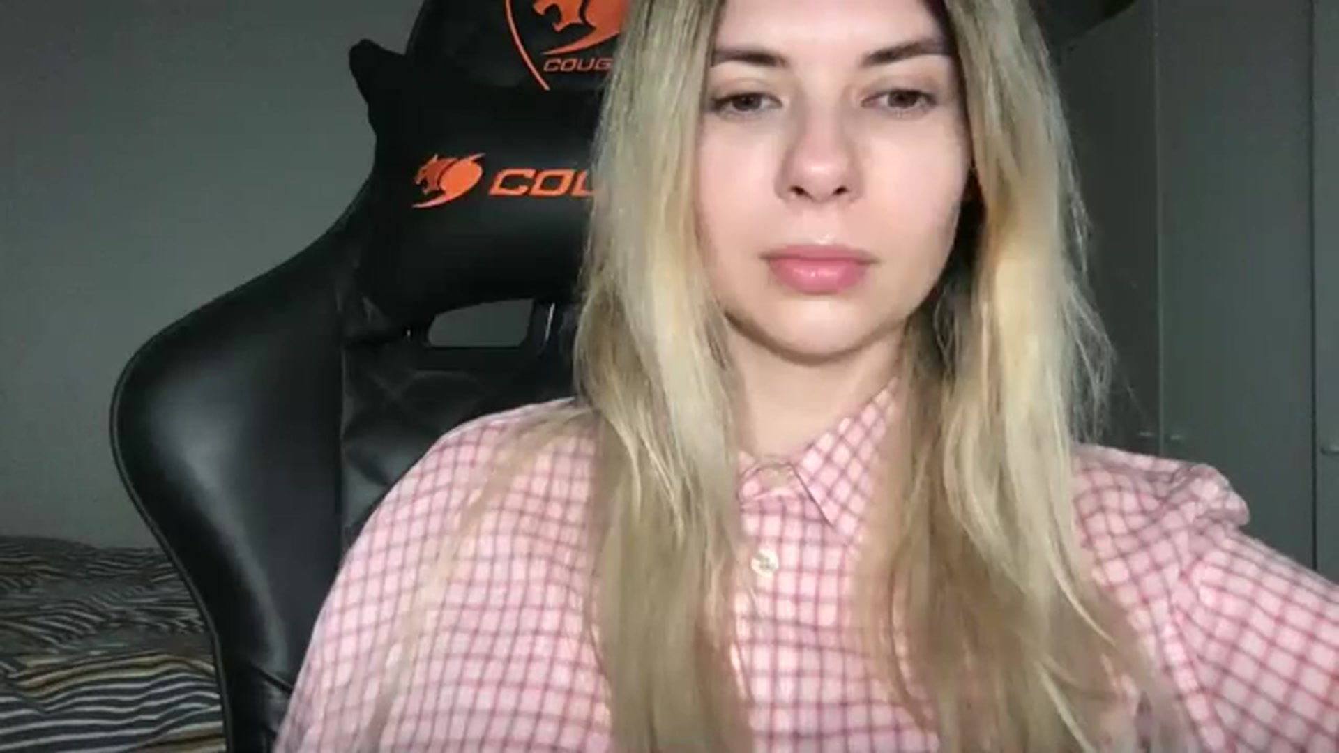 Gallery image thumbnail from neverinmylife's myfreecams stream on, 05/05/2026, 09:52 image 7 of 20