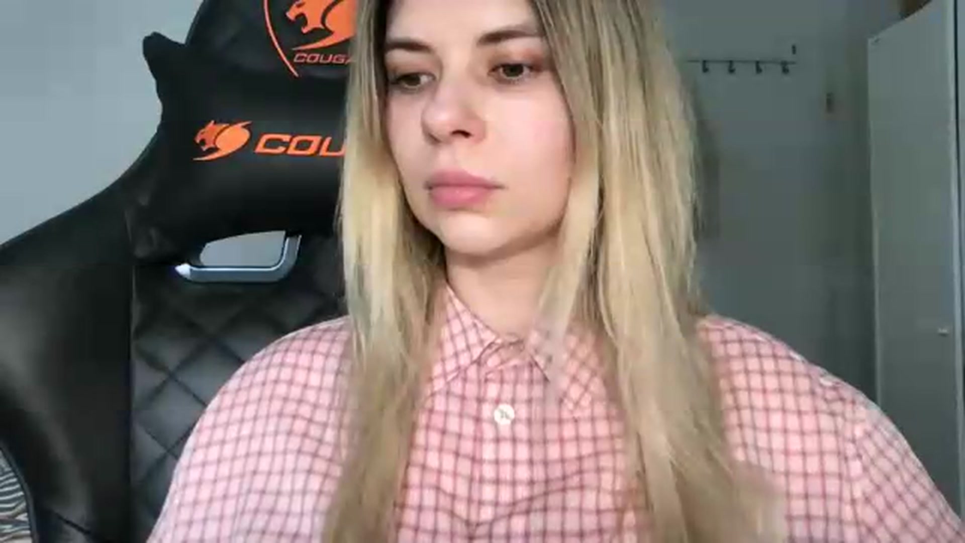 Gallery image thumbnail from neverinmylife's myfreecams stream on, 05/07/2026, 12:53 image 2 of 20