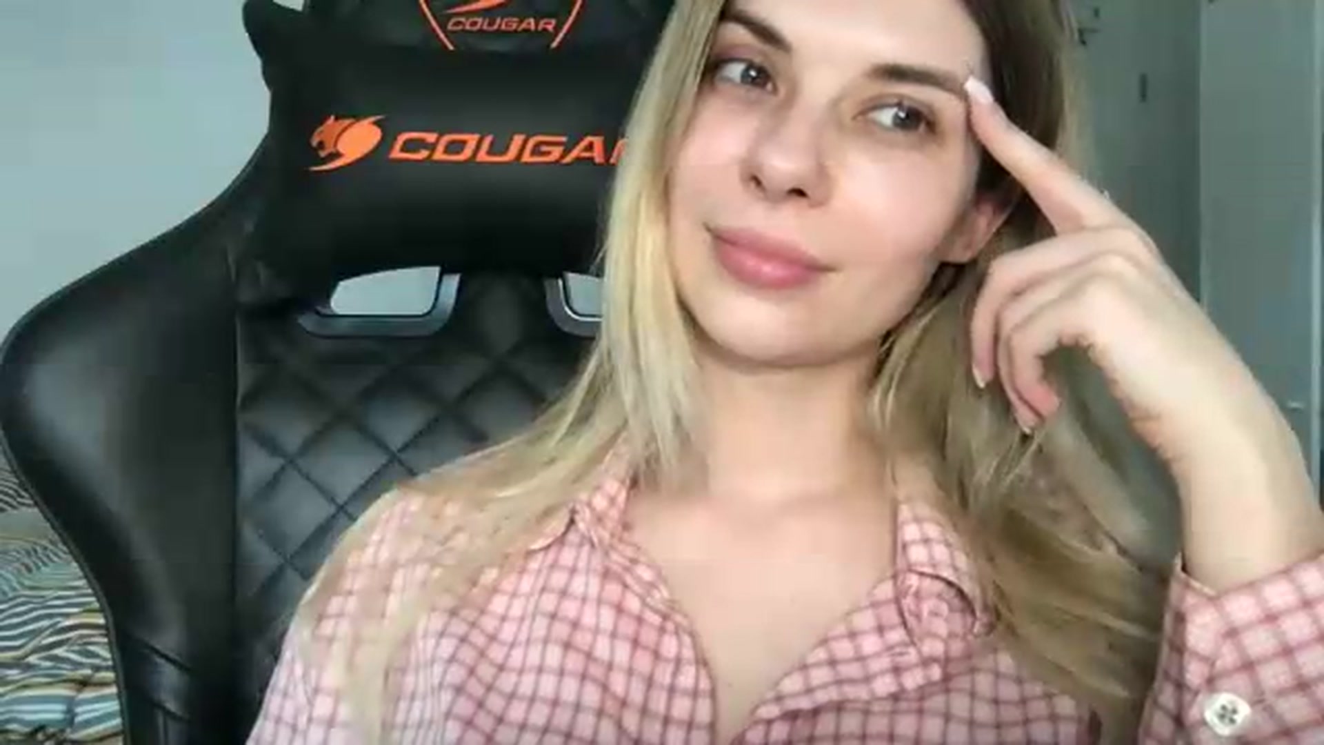 Gallery image thumbnail from neverinmylife's myfreecams stream on, 05/07/2026, 12:53 image 9 of 20