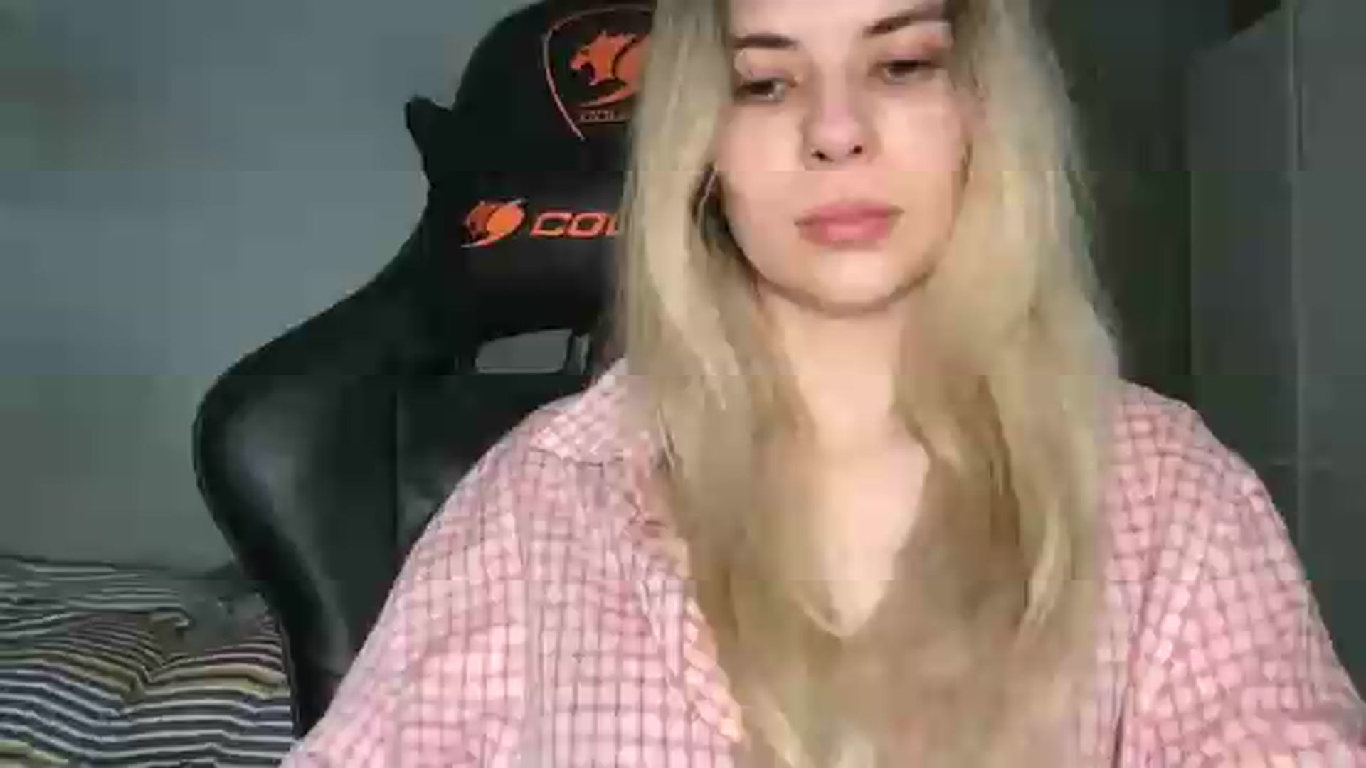 Gallery image thumbnail from neverinmylife's myfreecams stream on, 05/12/2026, 09:17 image 2 of 20