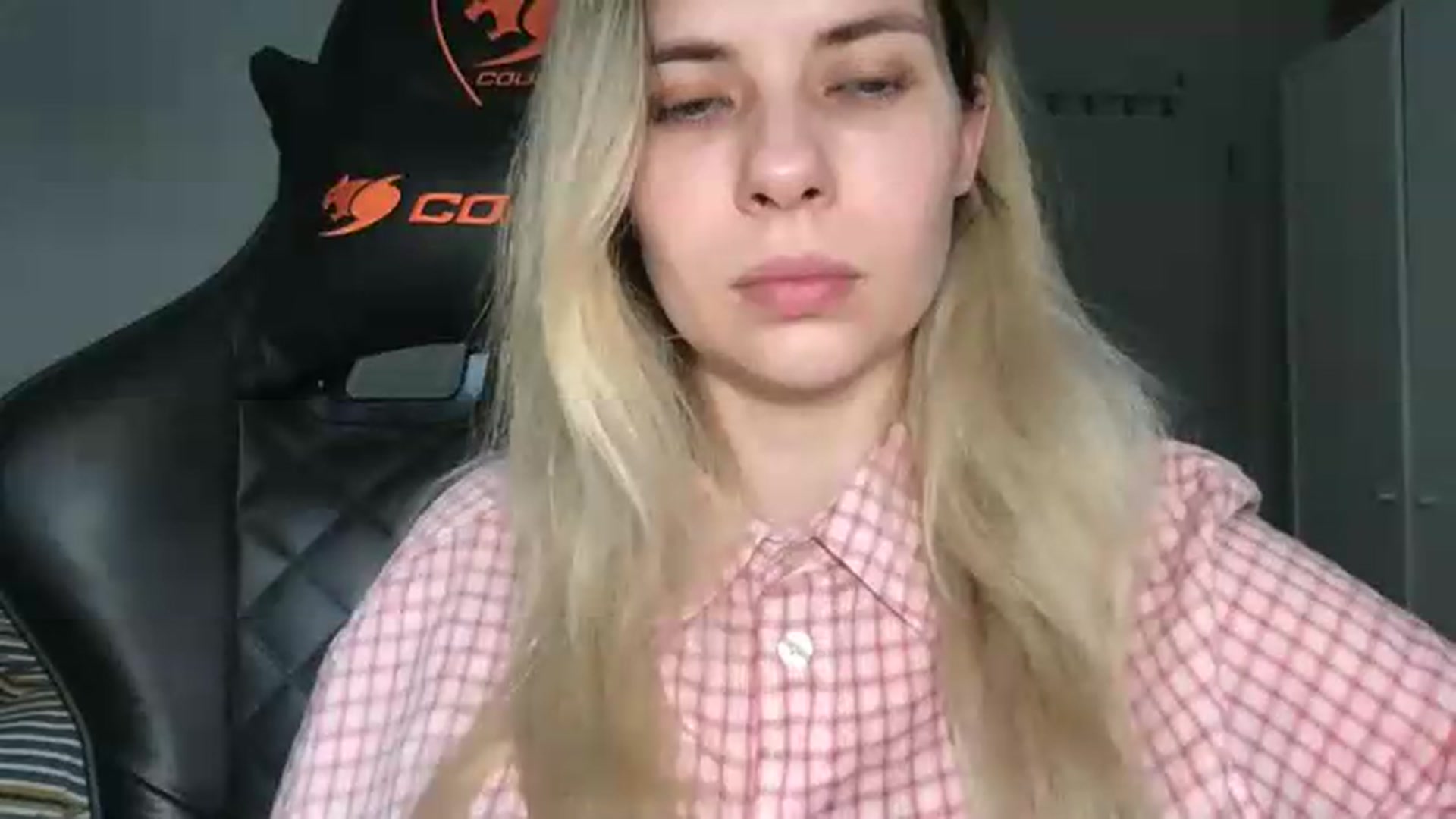 Gallery image thumbnail from neverinmylife's myfreecams stream on, 05/12/2026, 09:17 image 19 of 20