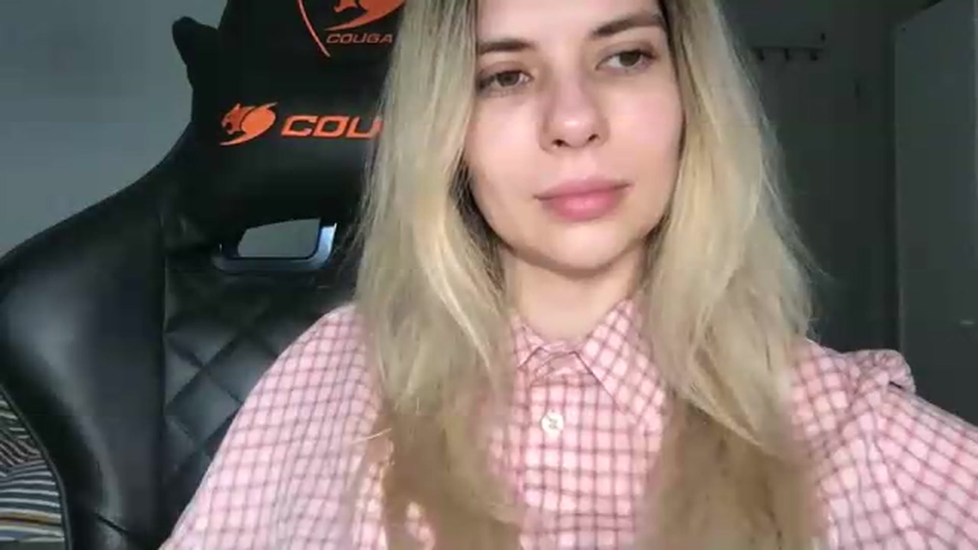 Gallery image thumbnail from neverinmylife's myfreecams stream on, 05/12/2026, 09:17 image 7 of 20
