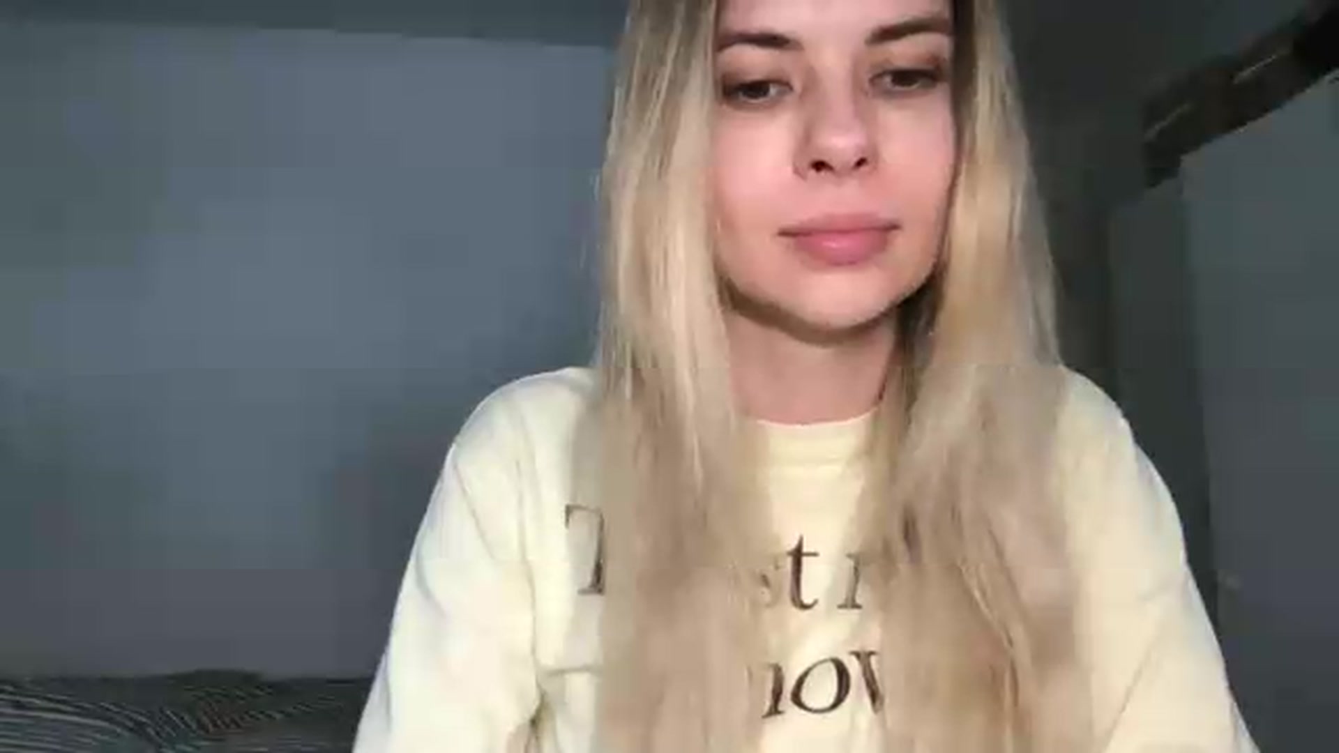Gallery image thumbnail from neverinmylife's myfreecams stream on, 05/18/2026, 13:14 image 13 of 20