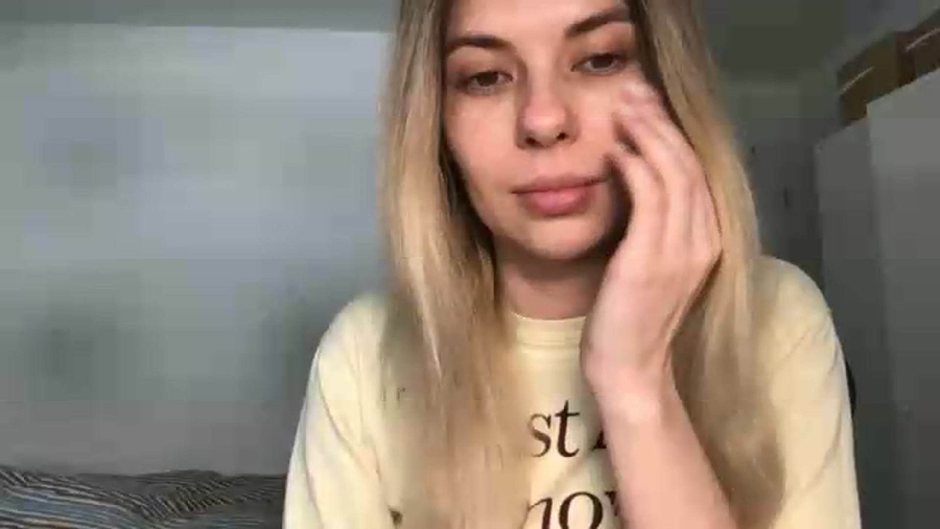 Gallery image thumbnail from neverinmylife's myfreecams stream on, 05/18/2026, 13:14 image 7 of 20