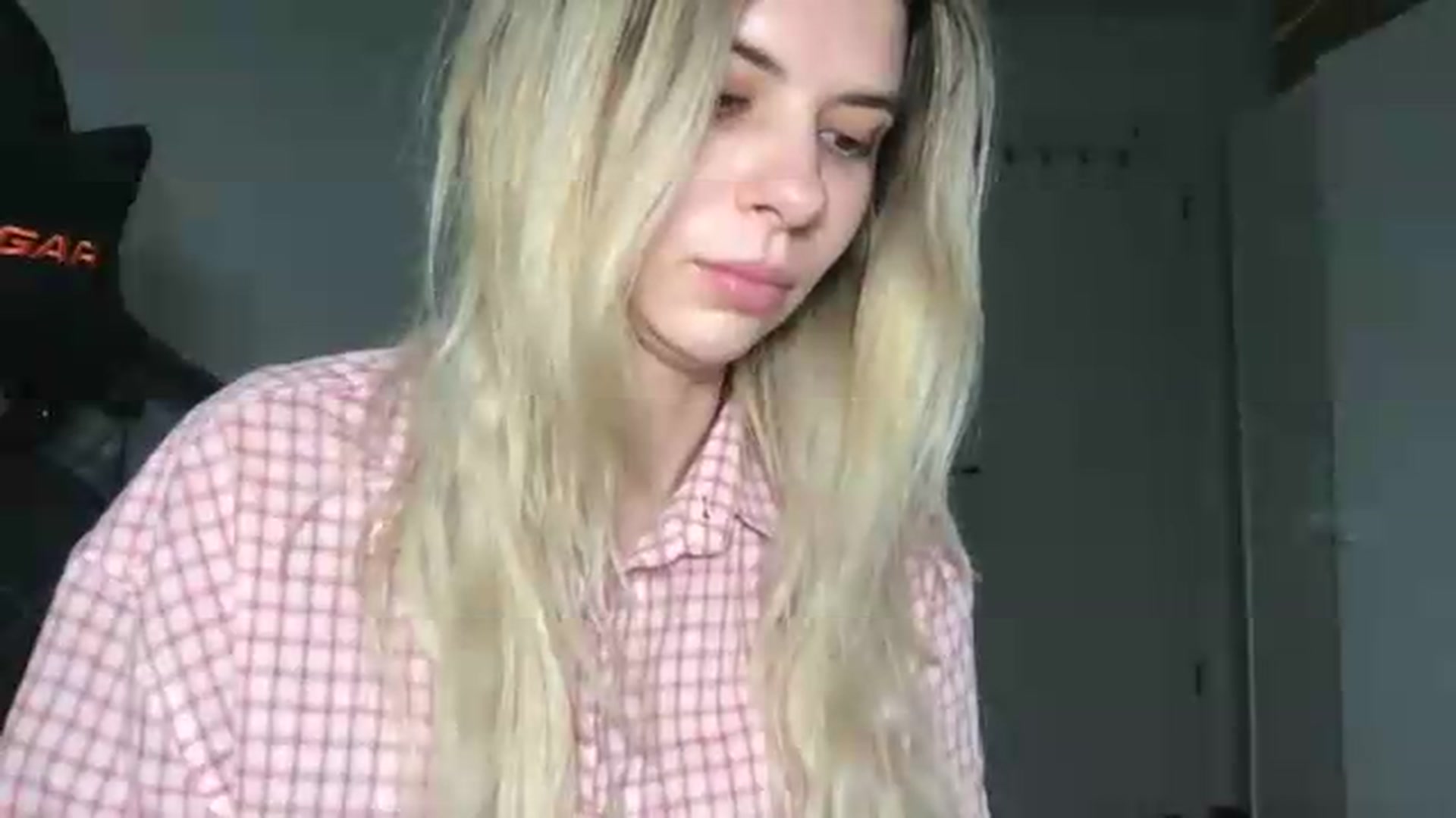 Gallery image thumbnail from neverinmylife's myfreecams stream on, 05/20/2026, 11:36 image 19 of 20