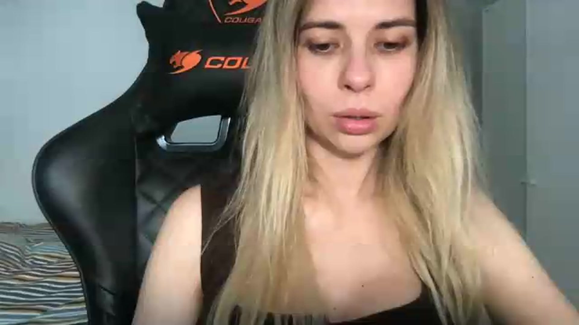 Gallery image thumbnail from neverinmylife's myfreecams stream on, 05/21/2026, 12:03 image 7 of 20
