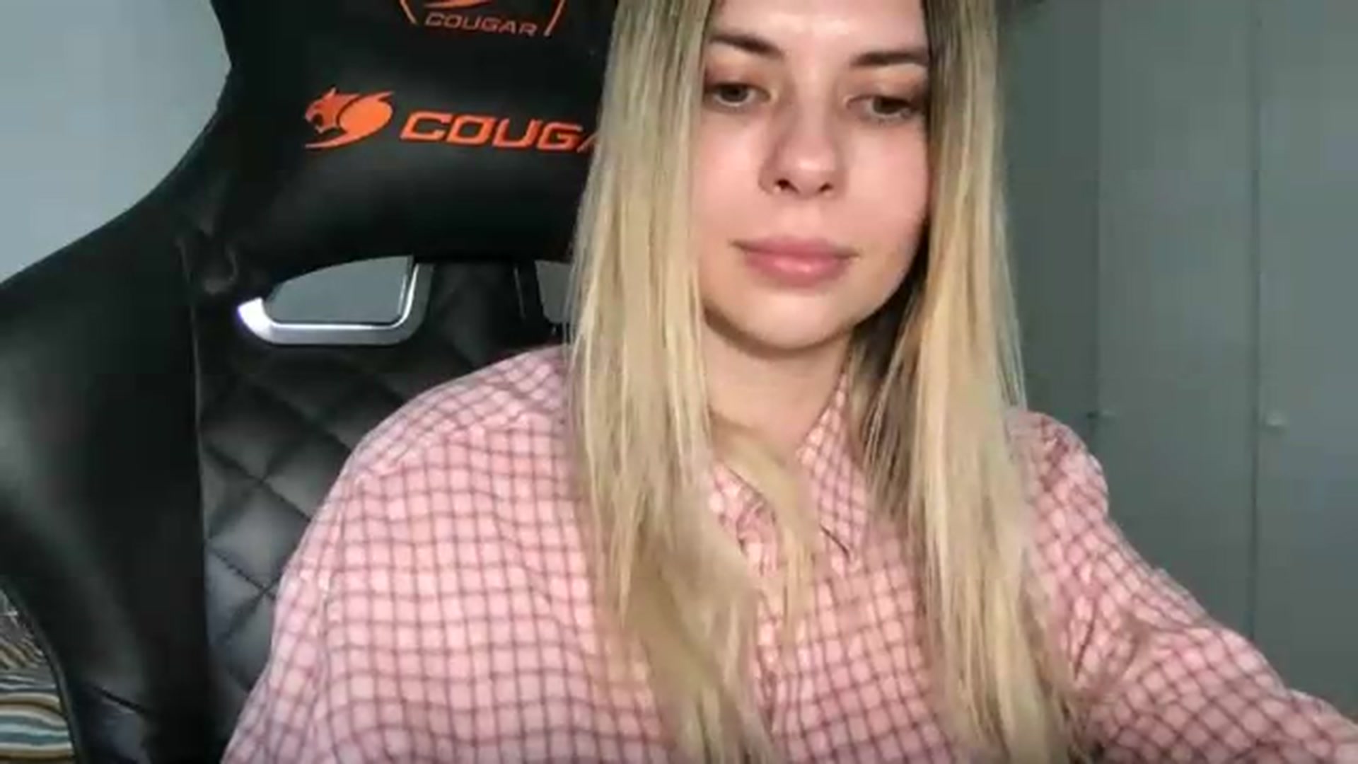 Gallery image thumbnail from neverinmylife's myfreecams stream on, 05/22/2026, 14:46 image 10 of 20