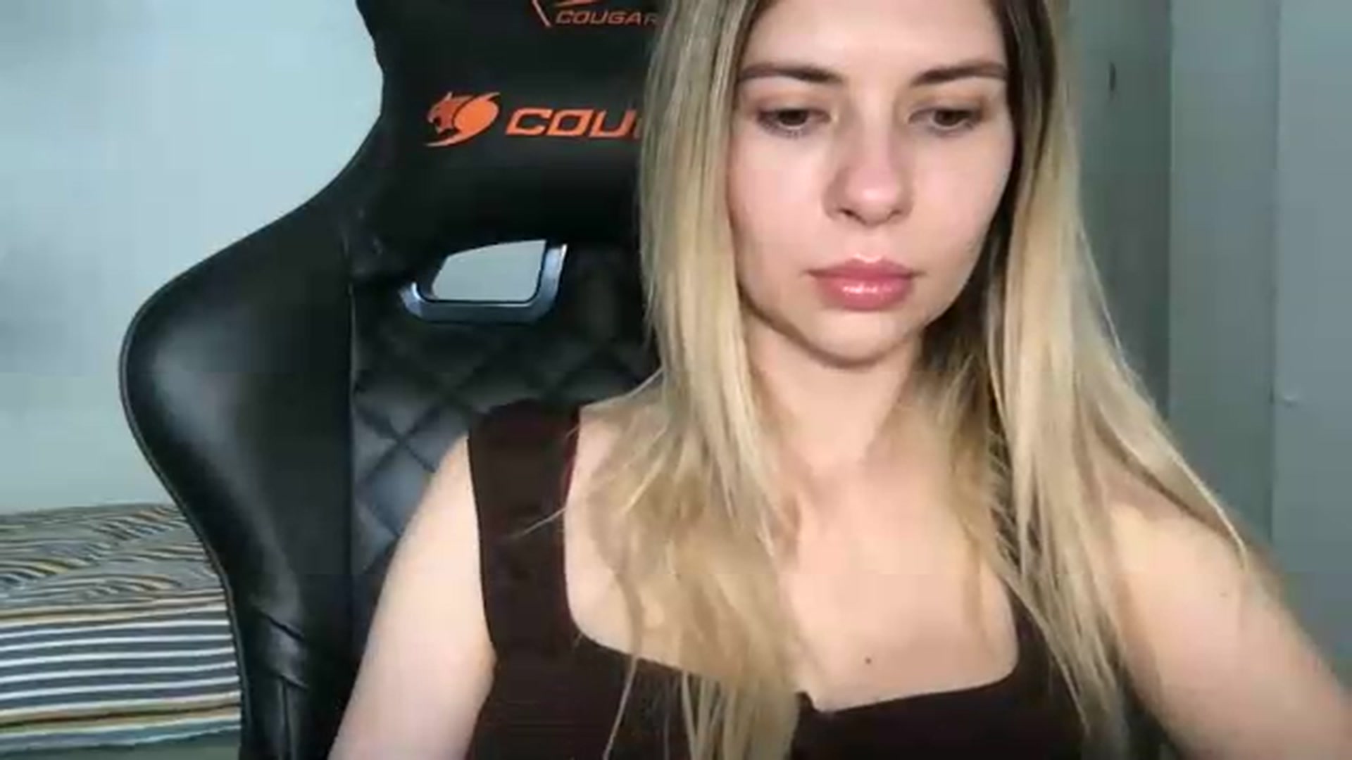 Gallery image thumbnail from neverinmylife's myfreecams stream on, 05/23/2026, 10:06 image 9 of 20