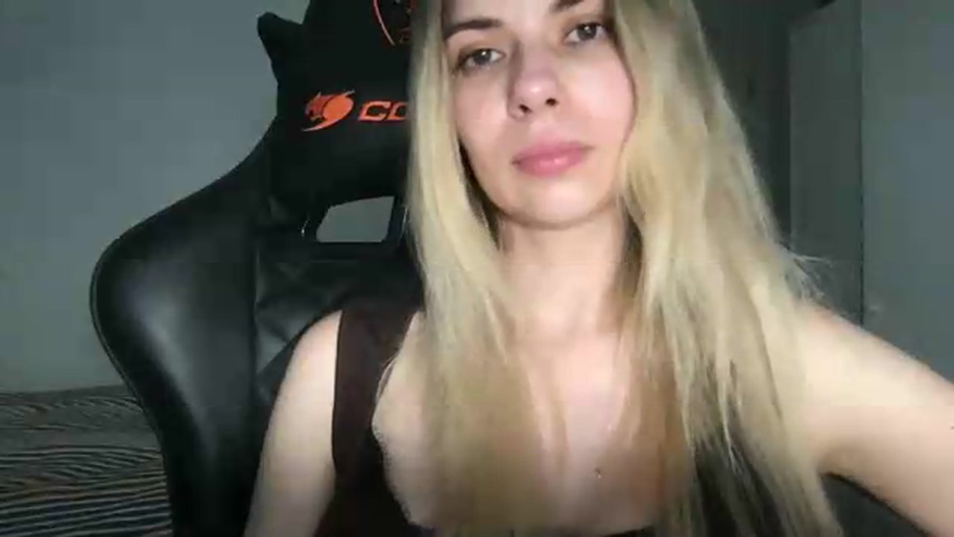 Gallery image thumbnail from neverinmylife's myfreecams stream on, 05/25/2026, 13:23 image 9 of 20