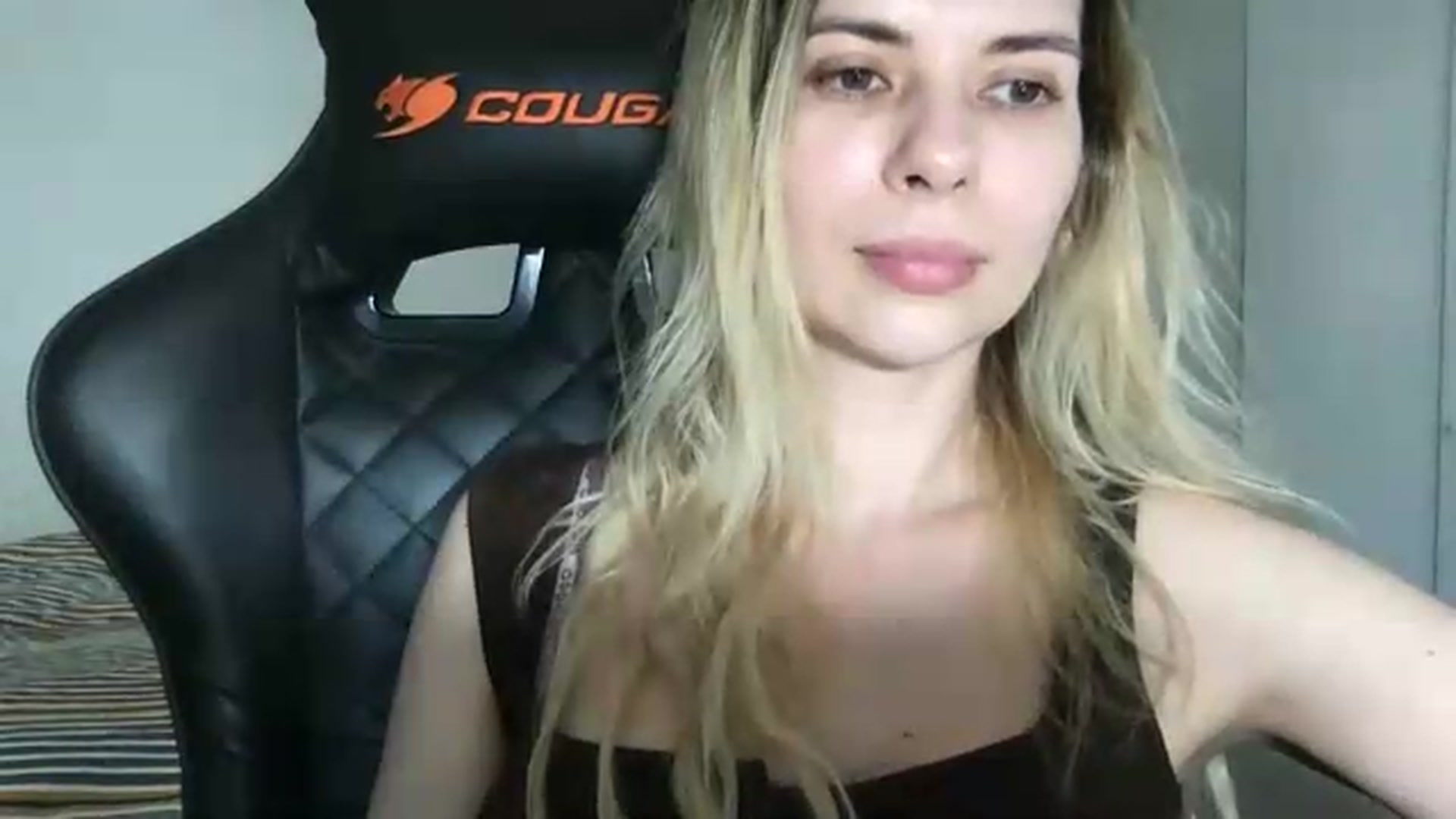 Gallery image thumbnail from neverinmylife's myfreecams stream on, 05/26/2026, 14:38 image 11 of 20