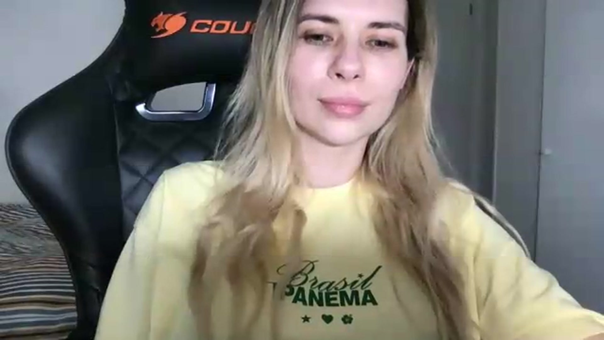 Gallery image thumbnail from neverinmylife's myfreecams stream on, 05/26/2026, 14:38 image 2 of 20