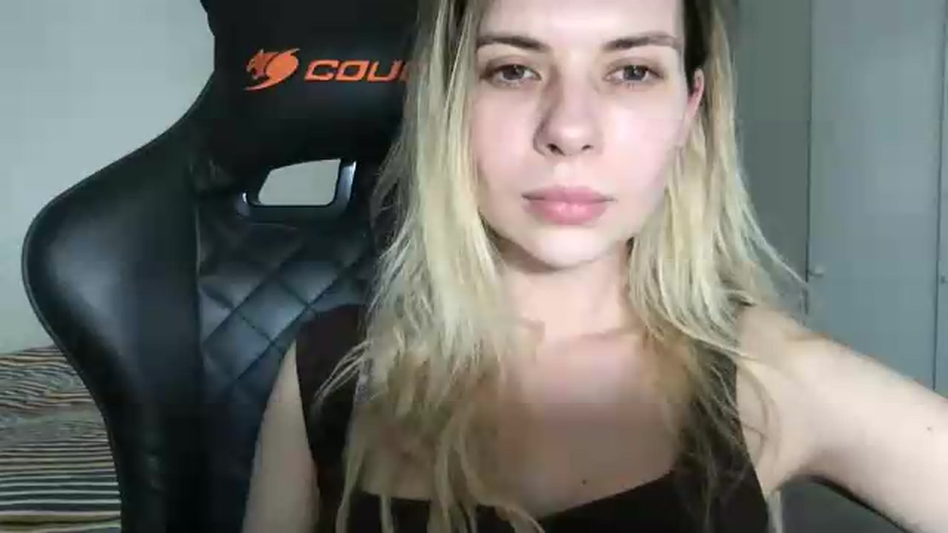 Gallery image thumbnail from neverinmylife's myfreecams stream on, 05/26/2026, 14:38 image 14 of 20