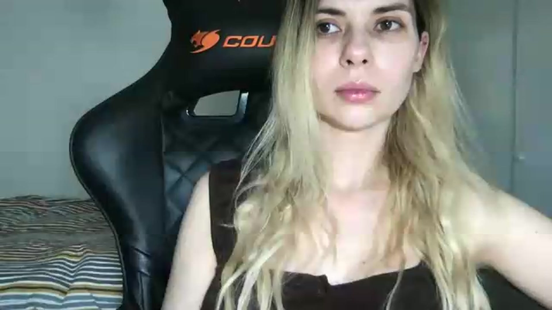 Gallery image thumbnail from neverinmylife's myfreecams stream on, 05/26/2026, 16:33 image 2 of 20