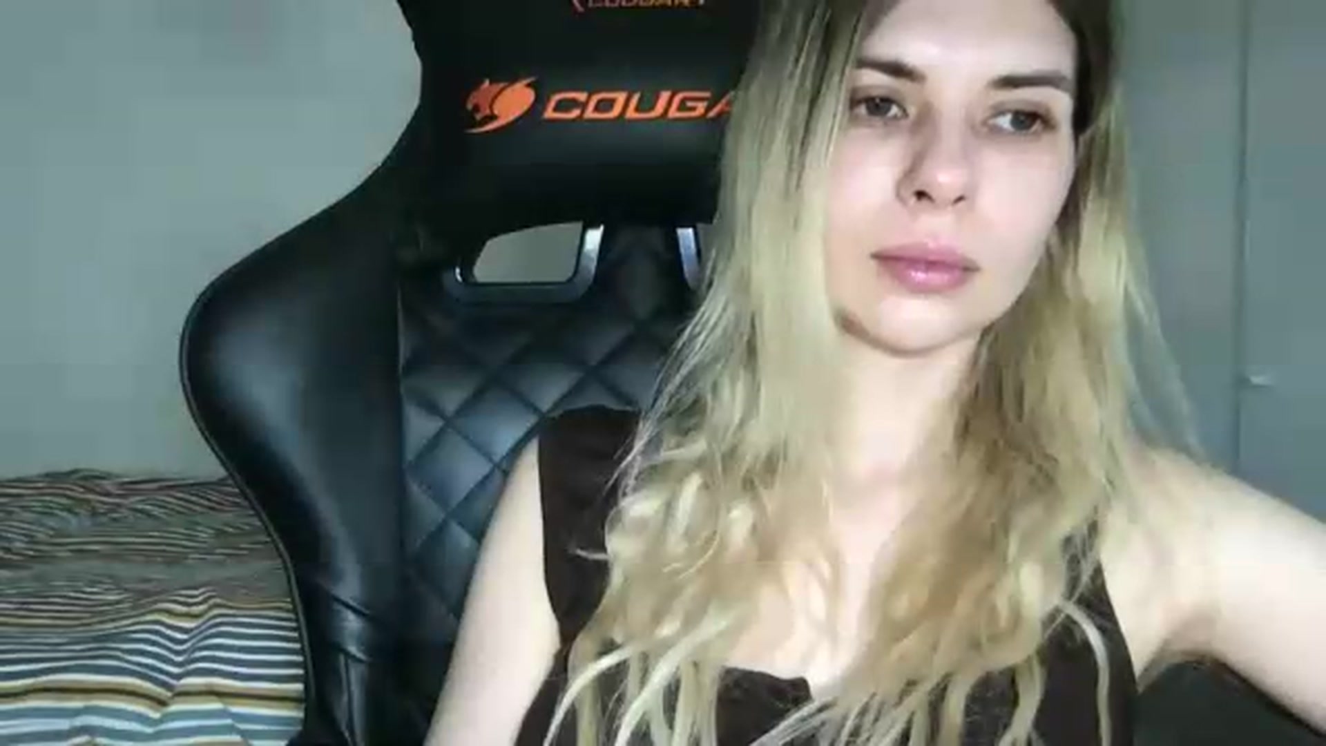 Gallery image thumbnail from neverinmylife's myfreecams stream on, 05/26/2026, 16:33 image 3 of 20