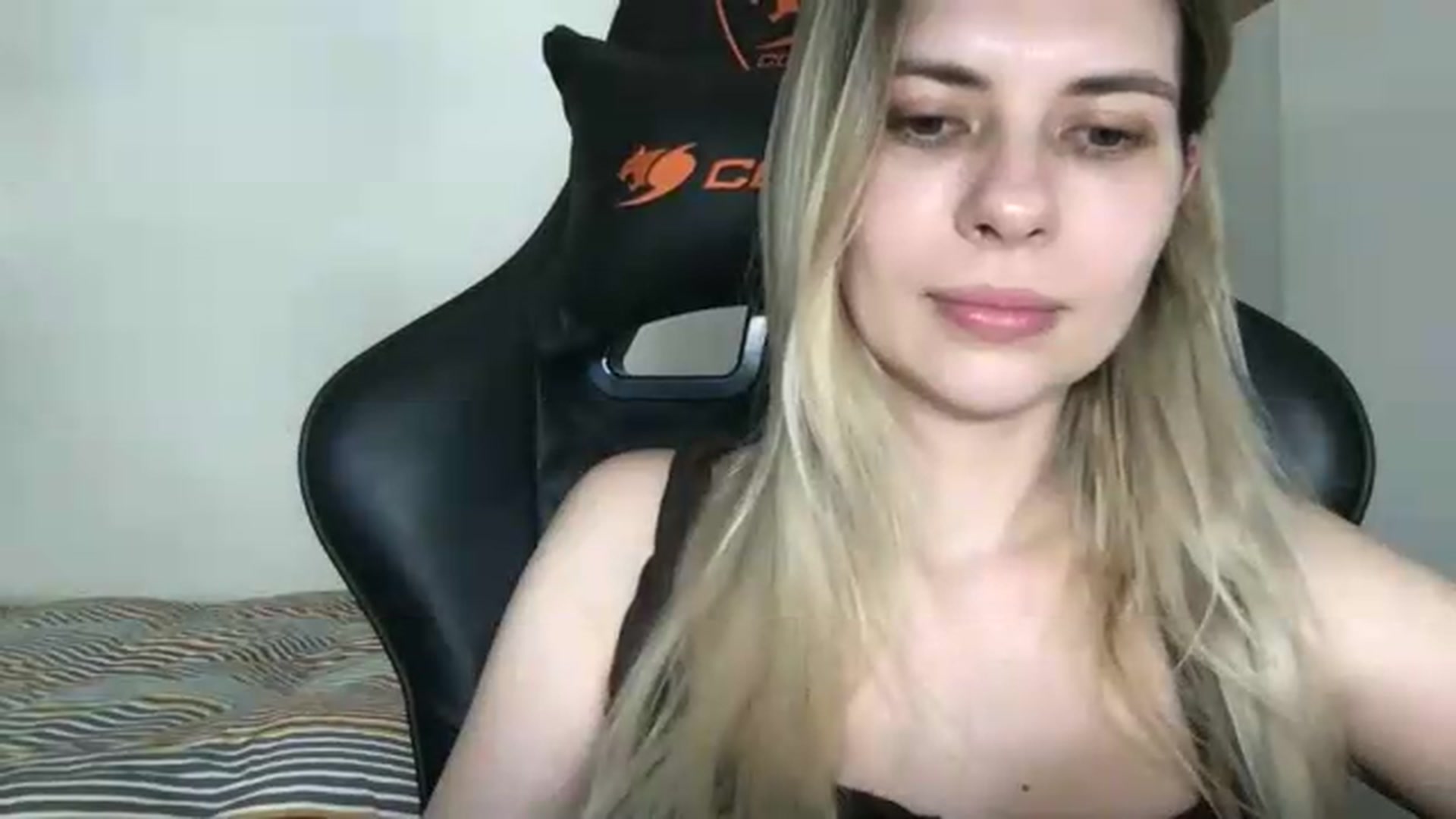 Gallery image thumbnail from neverinmylife's myfreecams stream on, 05/28/2026, 11:50 image 11 of 20