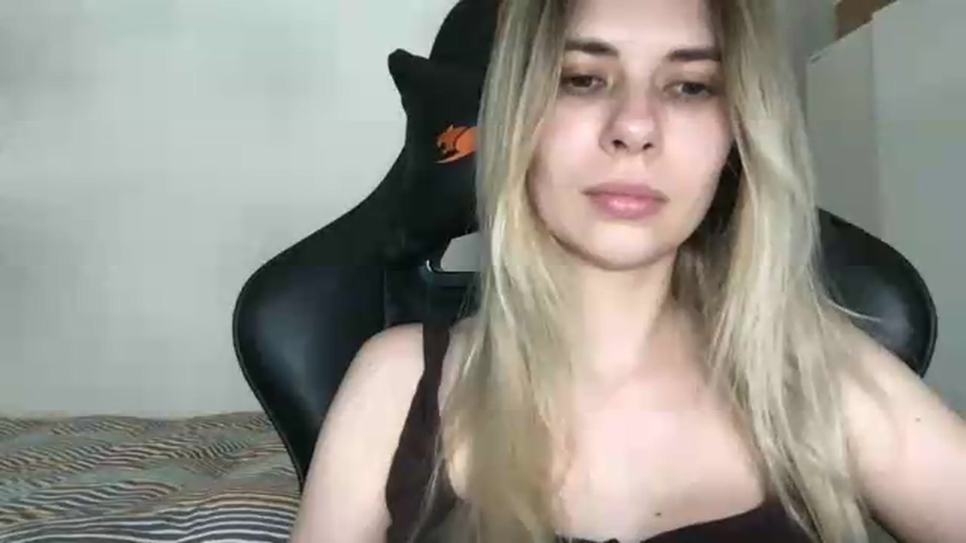 Gallery image thumbnail from neverinmylife's myfreecams stream on, 05/28/2026, 11:50 image 3 of 20