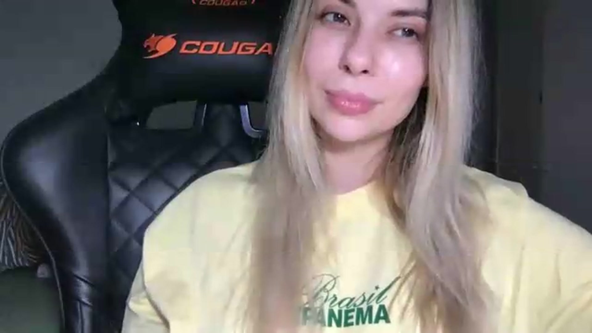 Gallery image thumbnail from neverinmylife's myfreecams stream on, 05/30/2026, 13:55 image 7 of 20