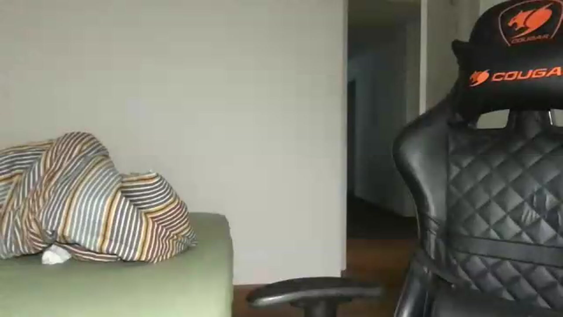 Gallery image thumbnail from neverinmylife's myfreecams stream on, 05/30/2026, 13:55 image 18 of 20
