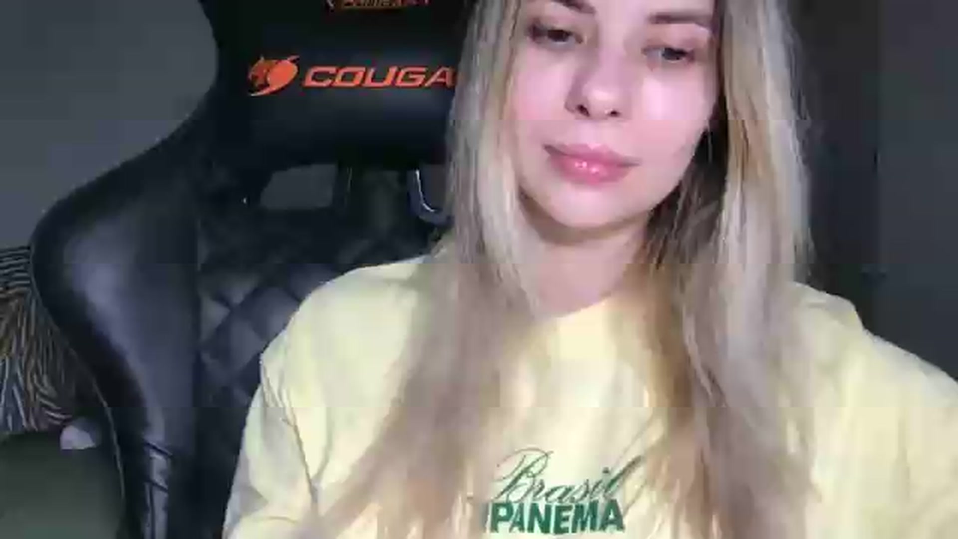 Gallery image thumbnail from neverinmylife's myfreecams stream on, 05/30/2026, 13:55 image 2 of 20