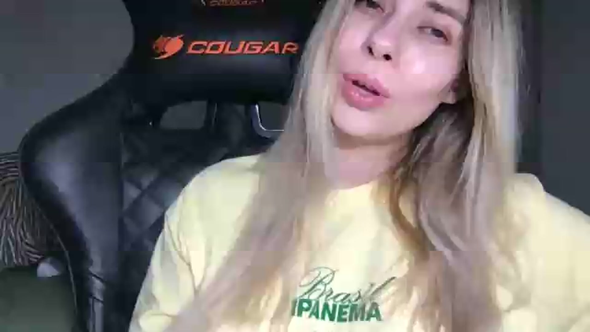Gallery image thumbnail from neverinmylife's myfreecams stream on, 05/30/2026, 13:55 image 1 of 20