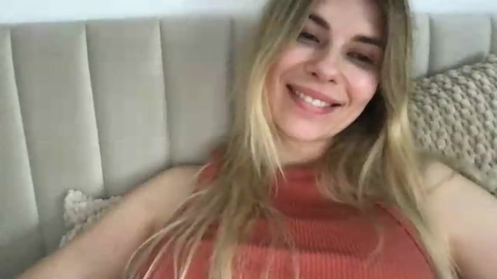 Gallery image thumbnail from neverinmylife's myfreecams stream on, 06/04/2026, 16:03 image 13 of 20