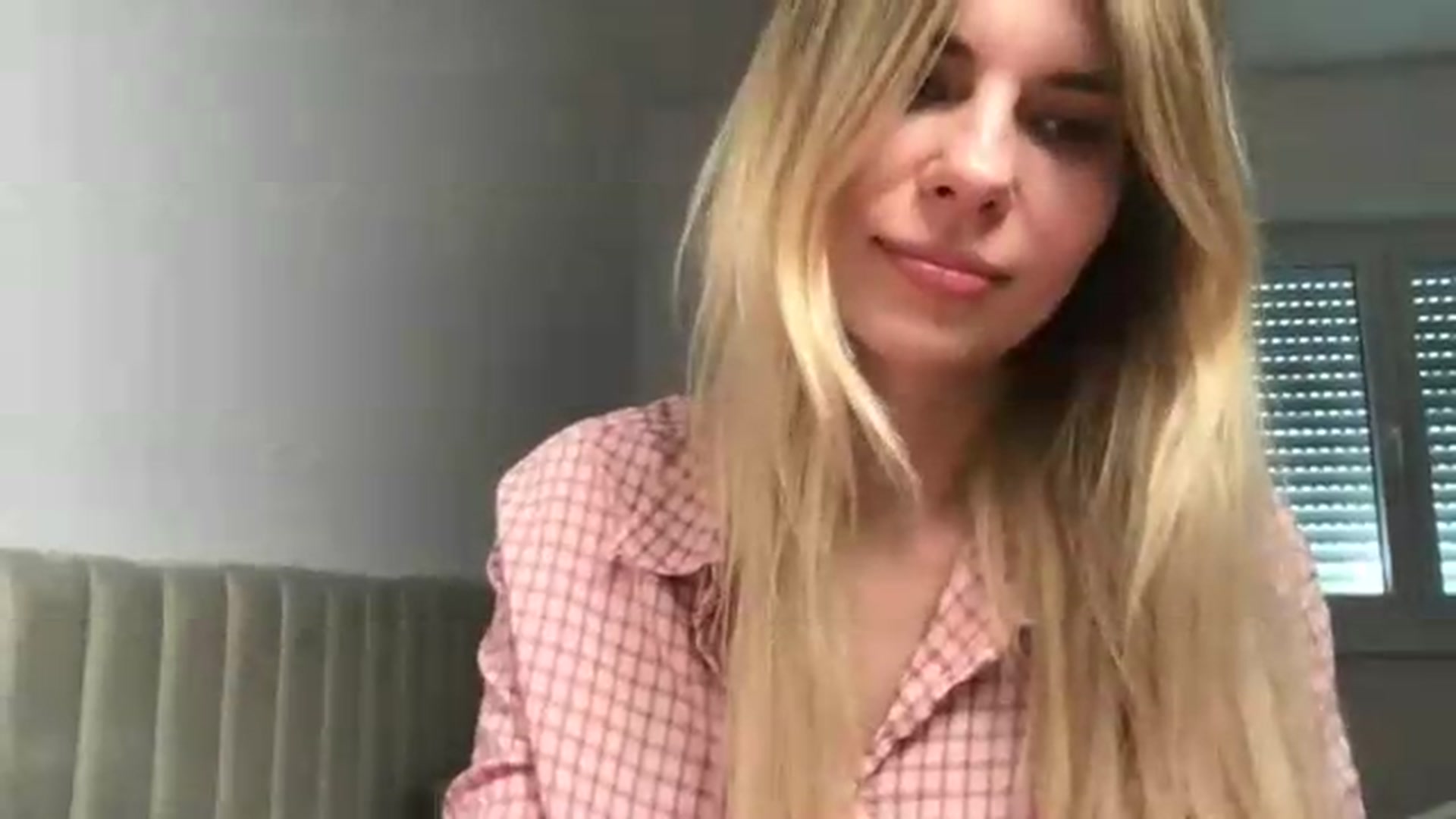 Gallery image thumbnail from neverinmylife's myfreecams stream on, 06/09/2026, 11:30 image 6 of 20