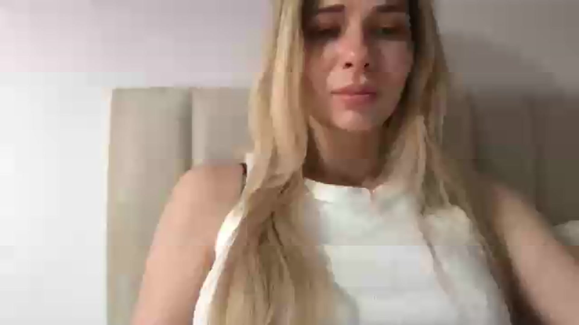 Gallery image thumbnail from neverinmylife's myfreecams stream on, 06/20/2026, 13:06 image 8 of 20