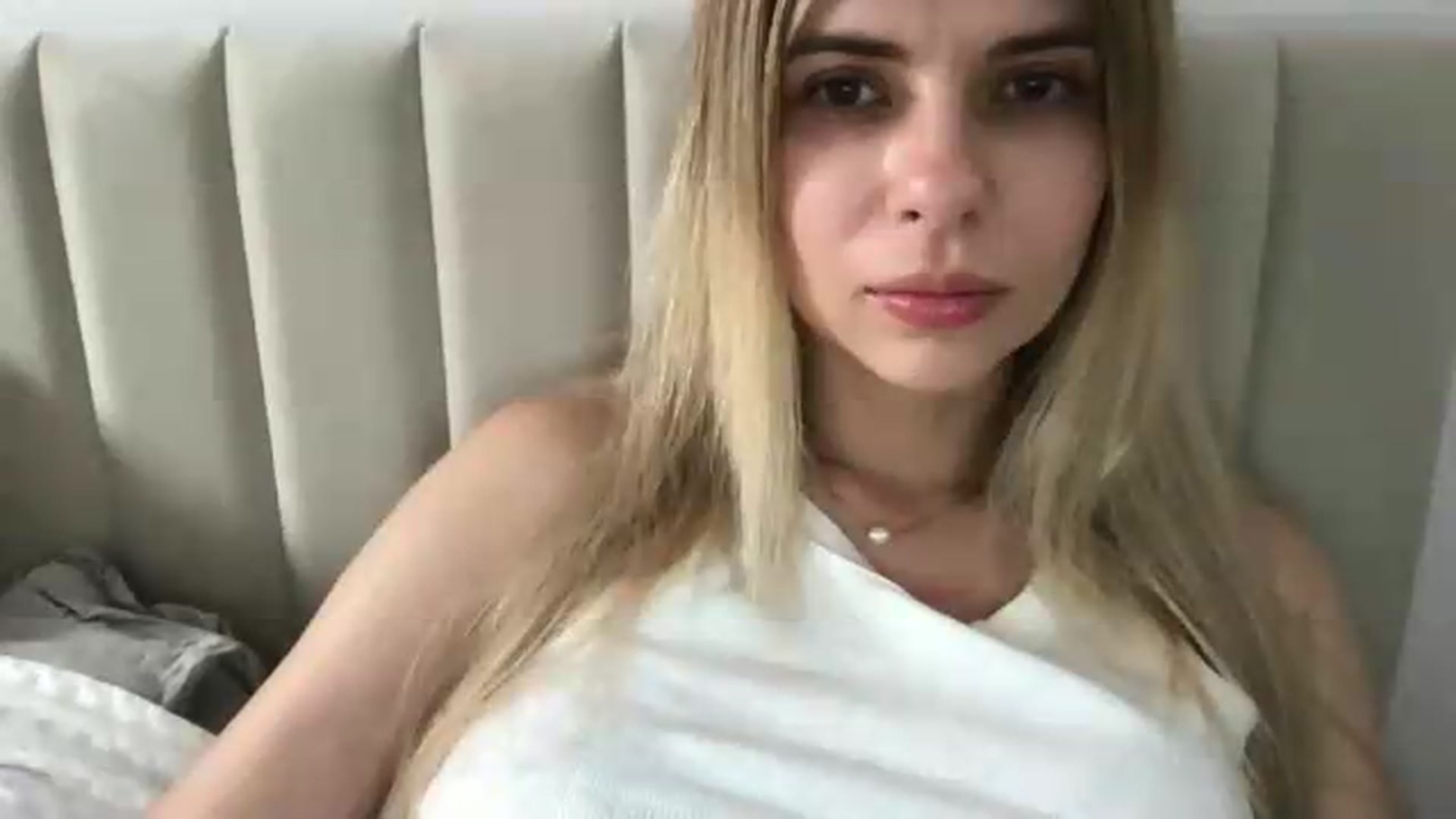 Gallery image thumbnail from neverinmylife's myfreecams stream on, 06/23/2026, 12:37 image 12 of 20
