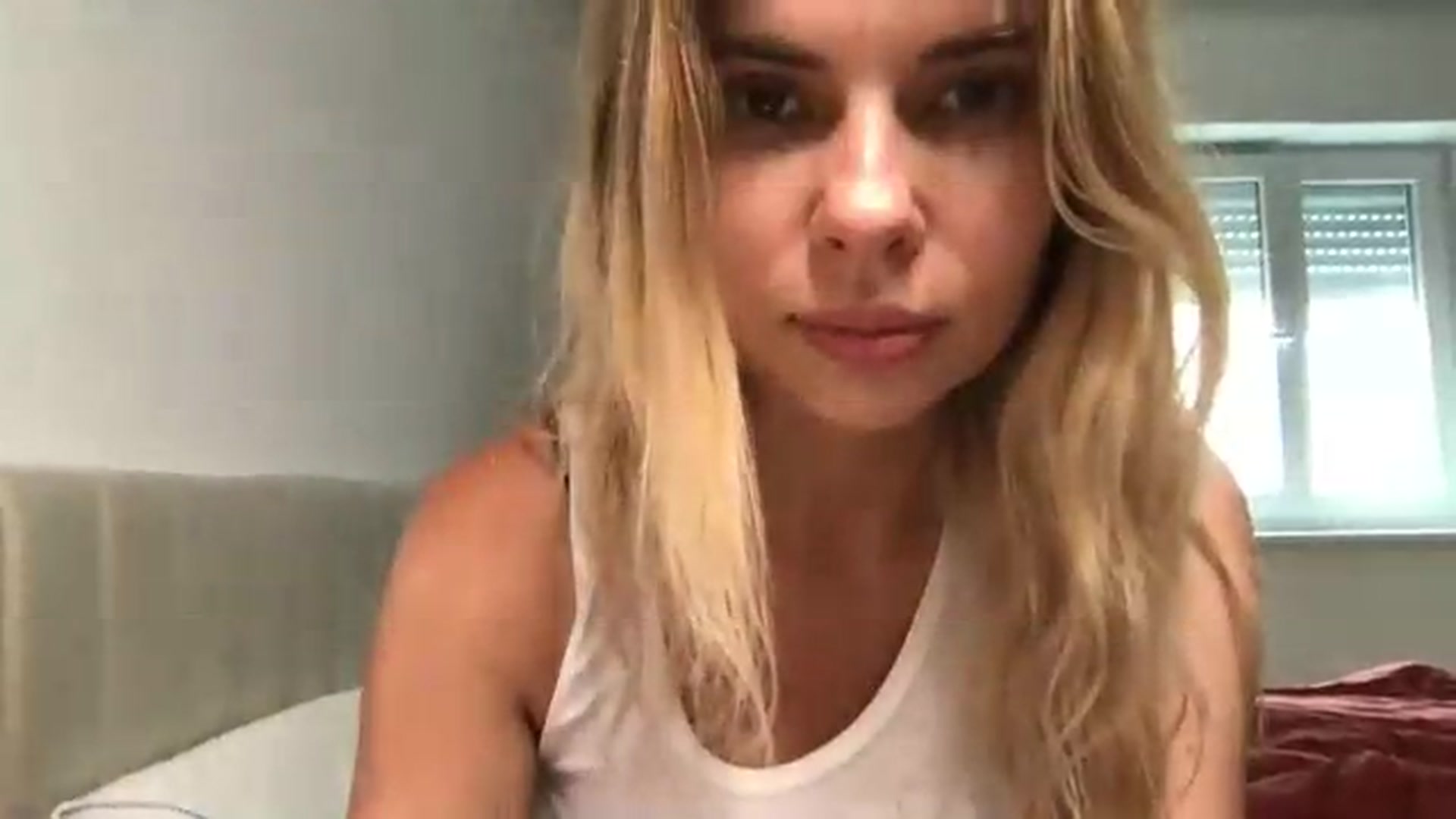 Gallery image thumbnail from neverinmylife's myfreecams stream on, 07/01/2026, 12:29 image 16 of 20