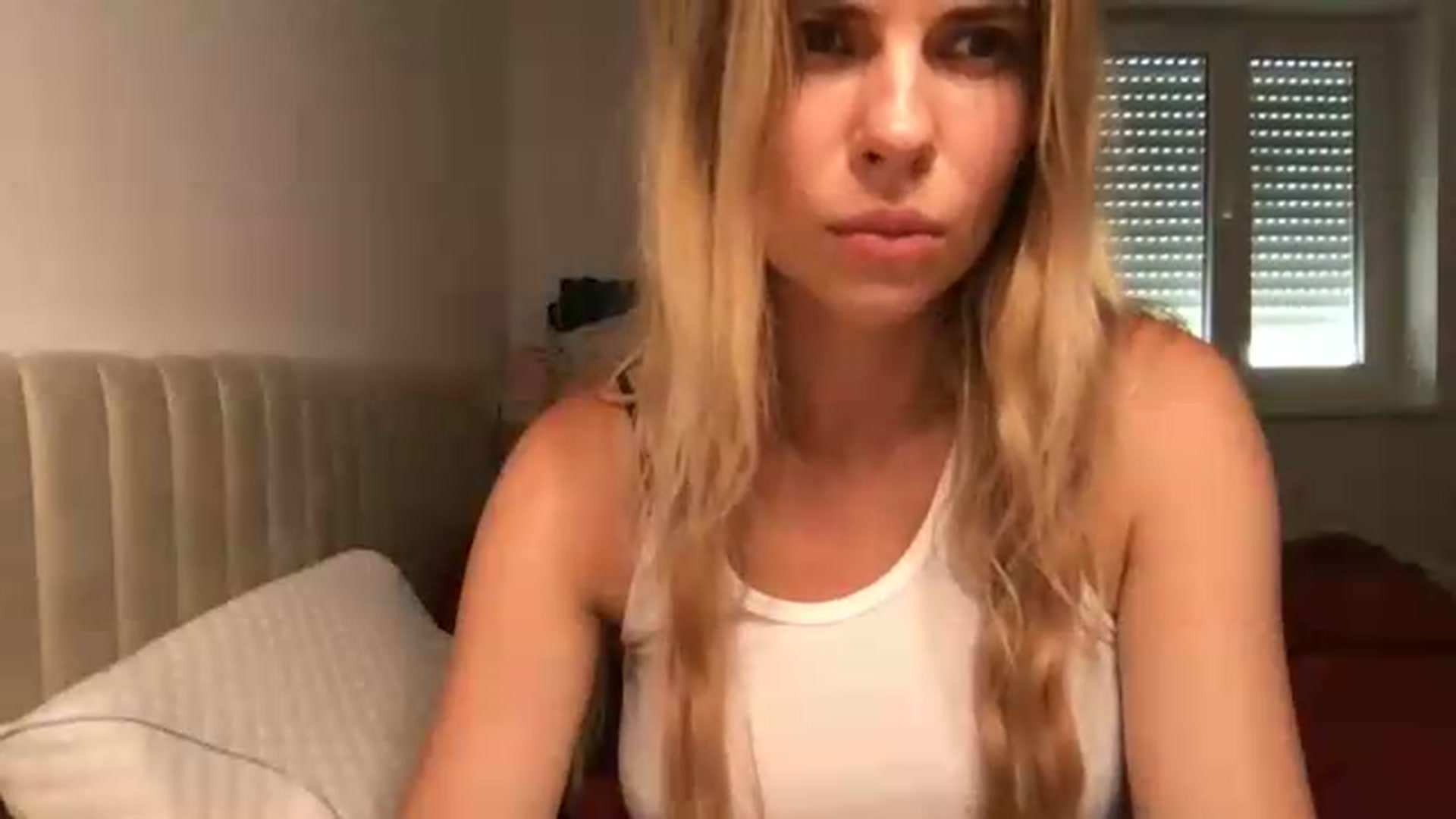 Gallery image thumbnail from neverinmylife's myfreecams stream on, 07/01/2026, 13:16 image 18 of 20