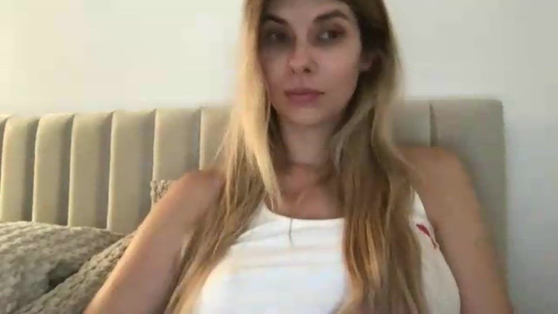 Gallery image thumbnail from neverinmylife's myfreecams stream on, 07/06/2026, 12:17 image 20 of 20