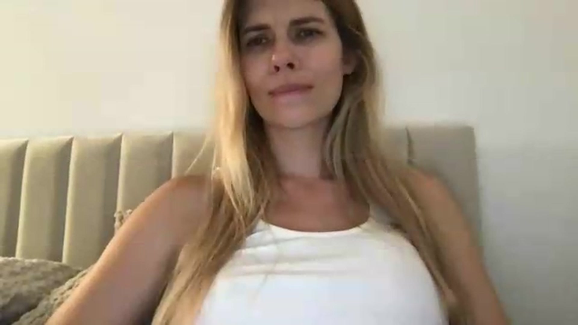 Gallery image thumbnail from neverinmylife's myfreecams stream on, 07/06/2026, 12:17 image 3 of 20