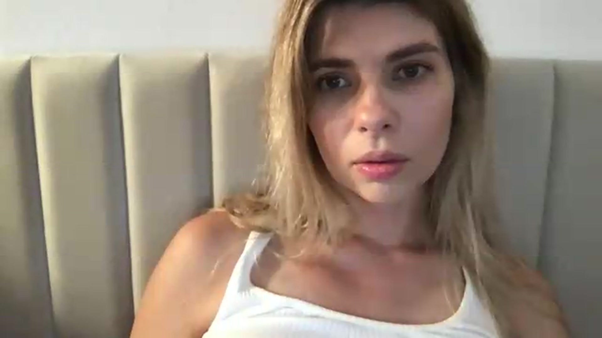Gallery image thumbnail from neverinmylife's myfreecams stream on, 07/09/2026, 13:10 image 18 of 20